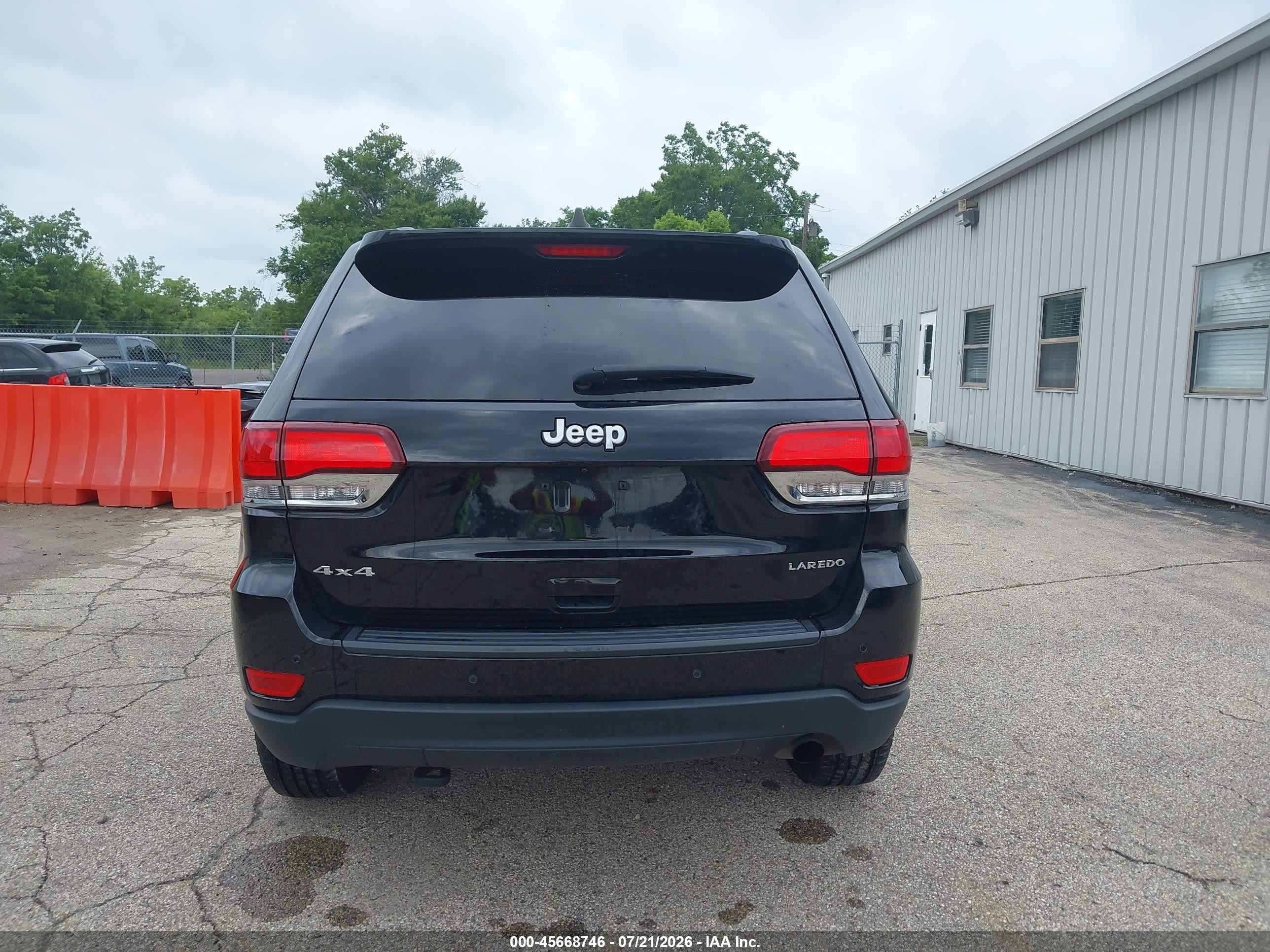 2020 Jeep Grand Cherokee Laredo E 4x4 Black vin: 1C4RJFAG8LC193861