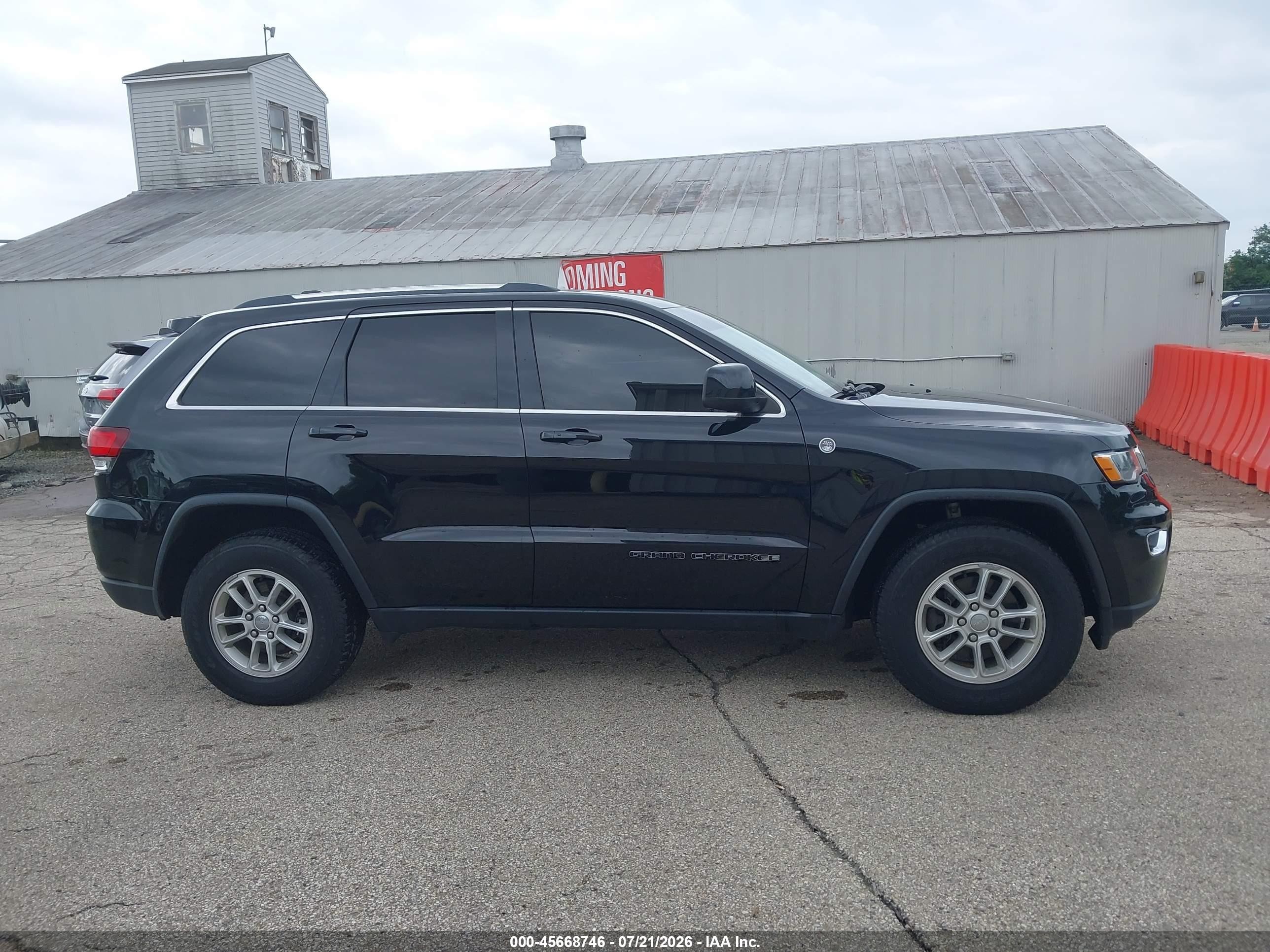 2020 Jeep Grand Cherokee Laredo E 4x4 Black vin: 1C4RJFAG8LC193861