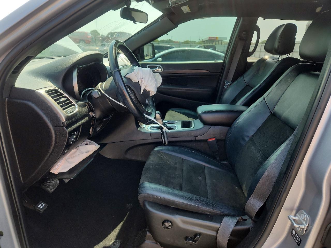 2021 Jeep Grand Cherokee Laredo Silver vin: 1C4RJFAG8MC542194