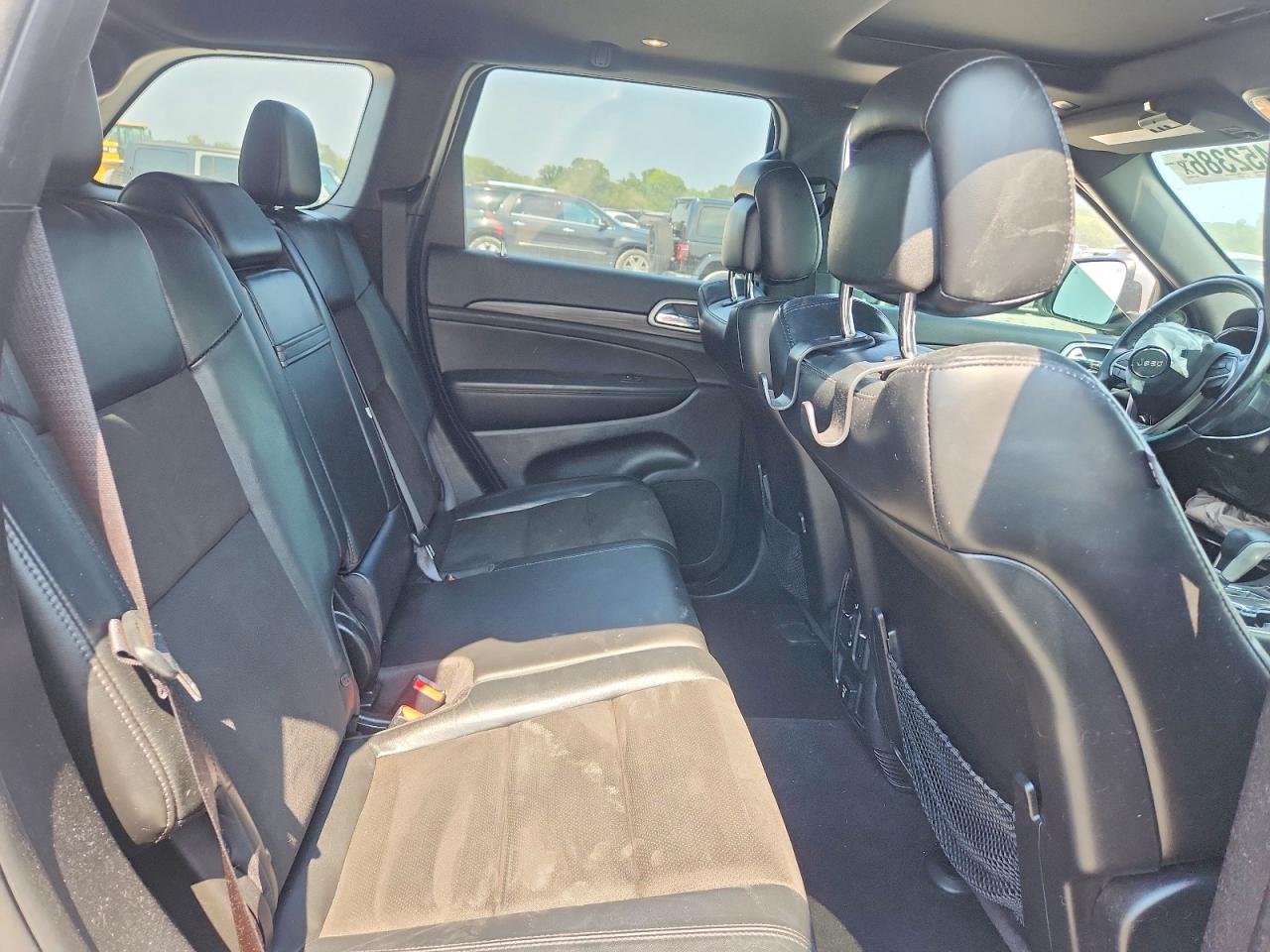 2021 Jeep Grand Cherokee Laredo Silver vin: 1C4RJFAG8MC542194