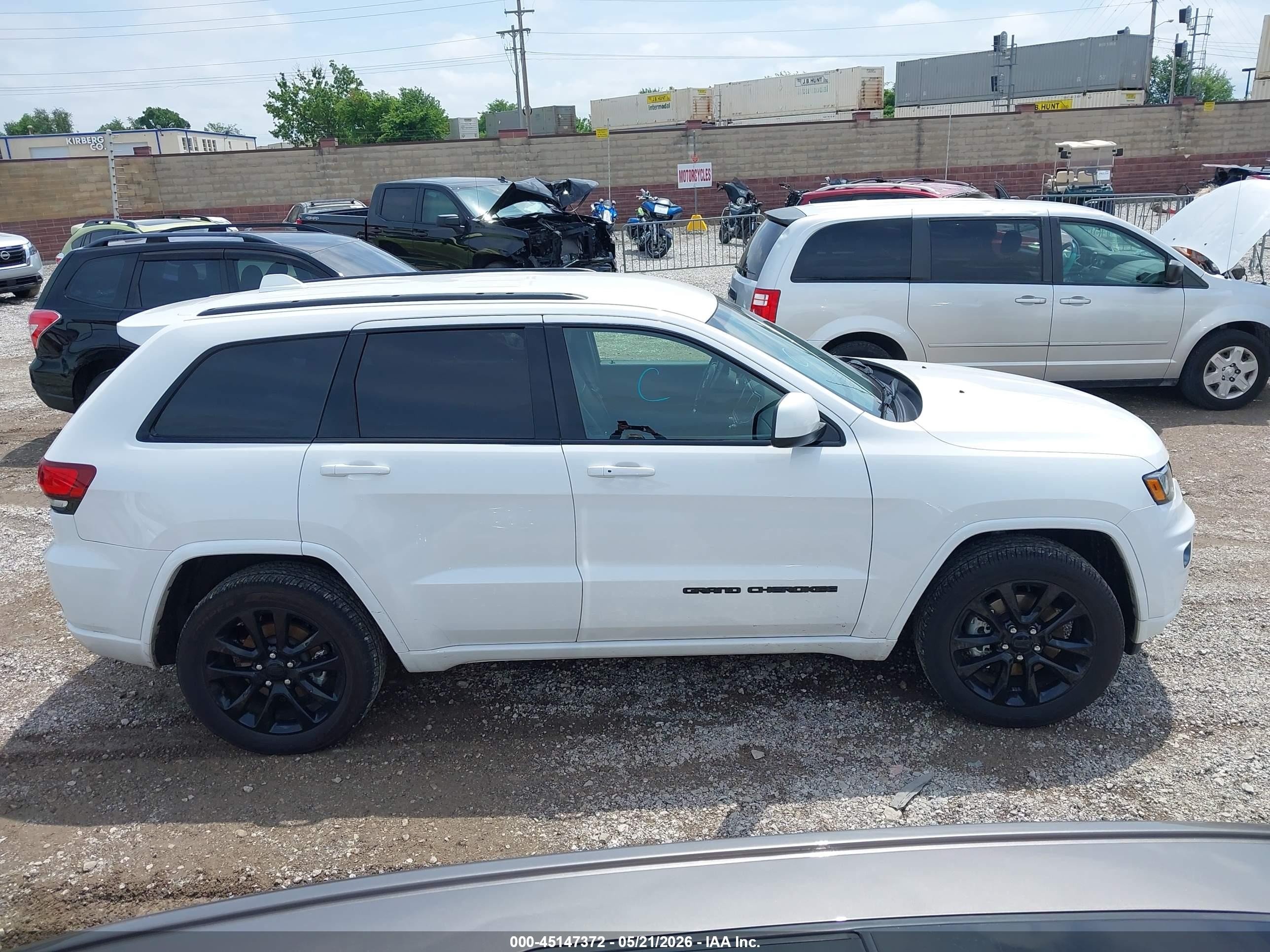 2021 Jeep Grand Cherokee Laredo X 4x4 White vin: 1C4RJFAG8MC549548