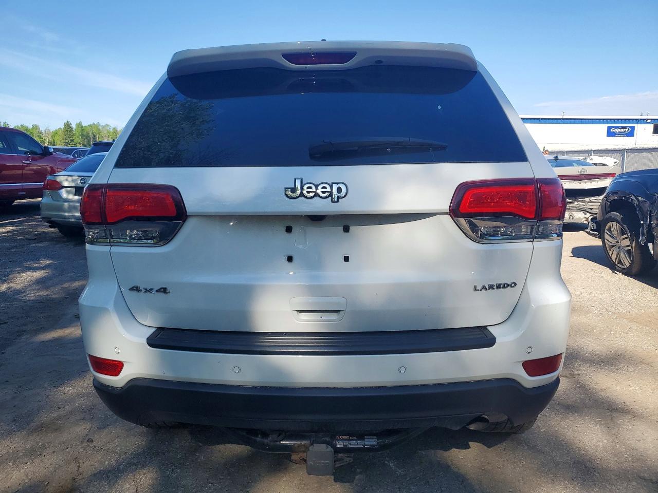 2021 Jeep Grand Cherokee Laredo Белый vin: 1C4RJFAG8MC718726