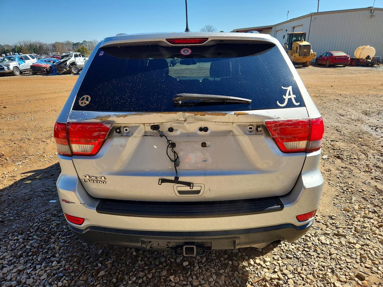 2012 Jeep Grand Cherokee Laredo Silver vin: 1C4RJFAG9CC141512
