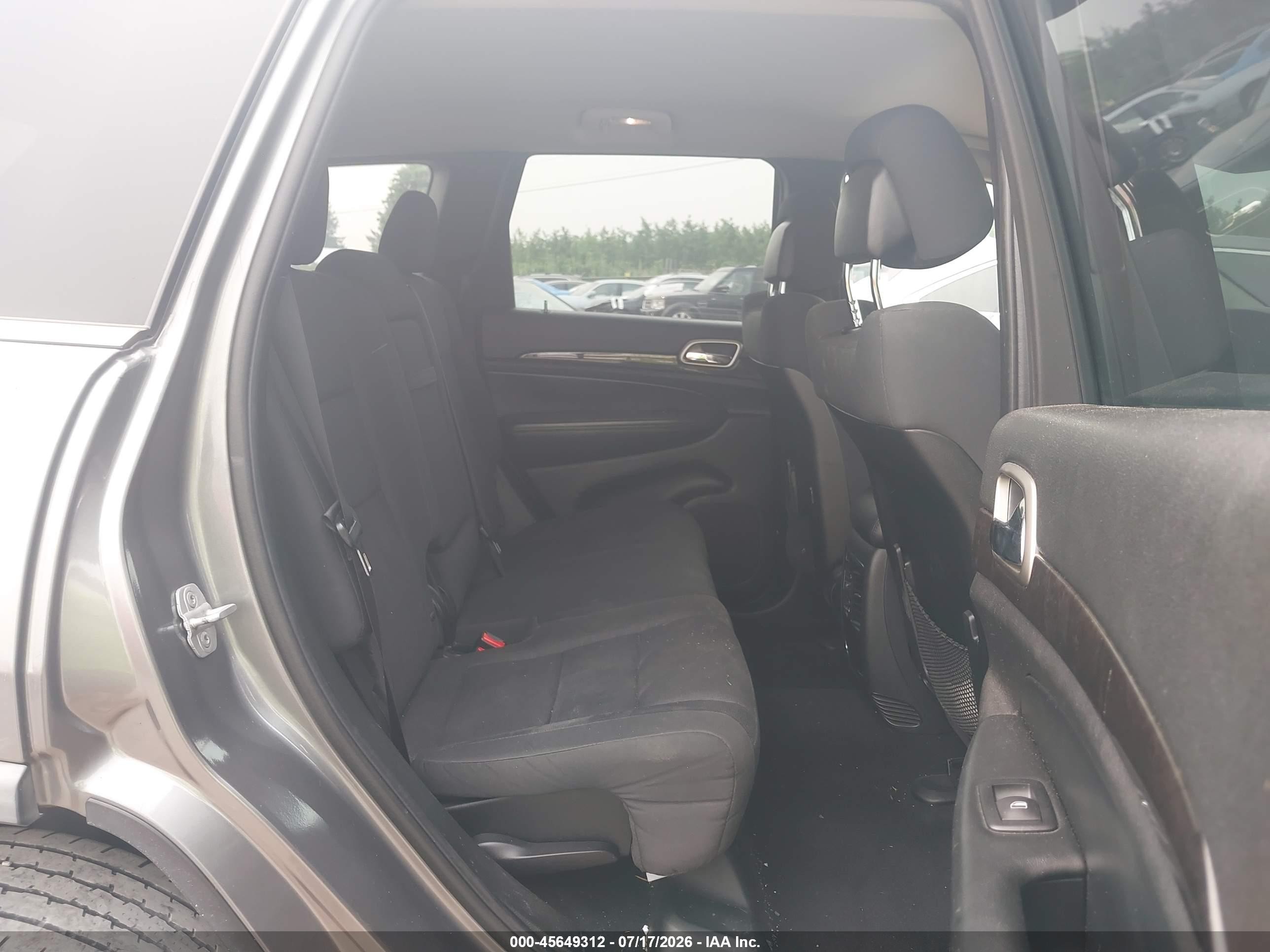 2012 Jeep Grand Cherokee Laredo Серый vin: 1C4RJFAG9CC175711