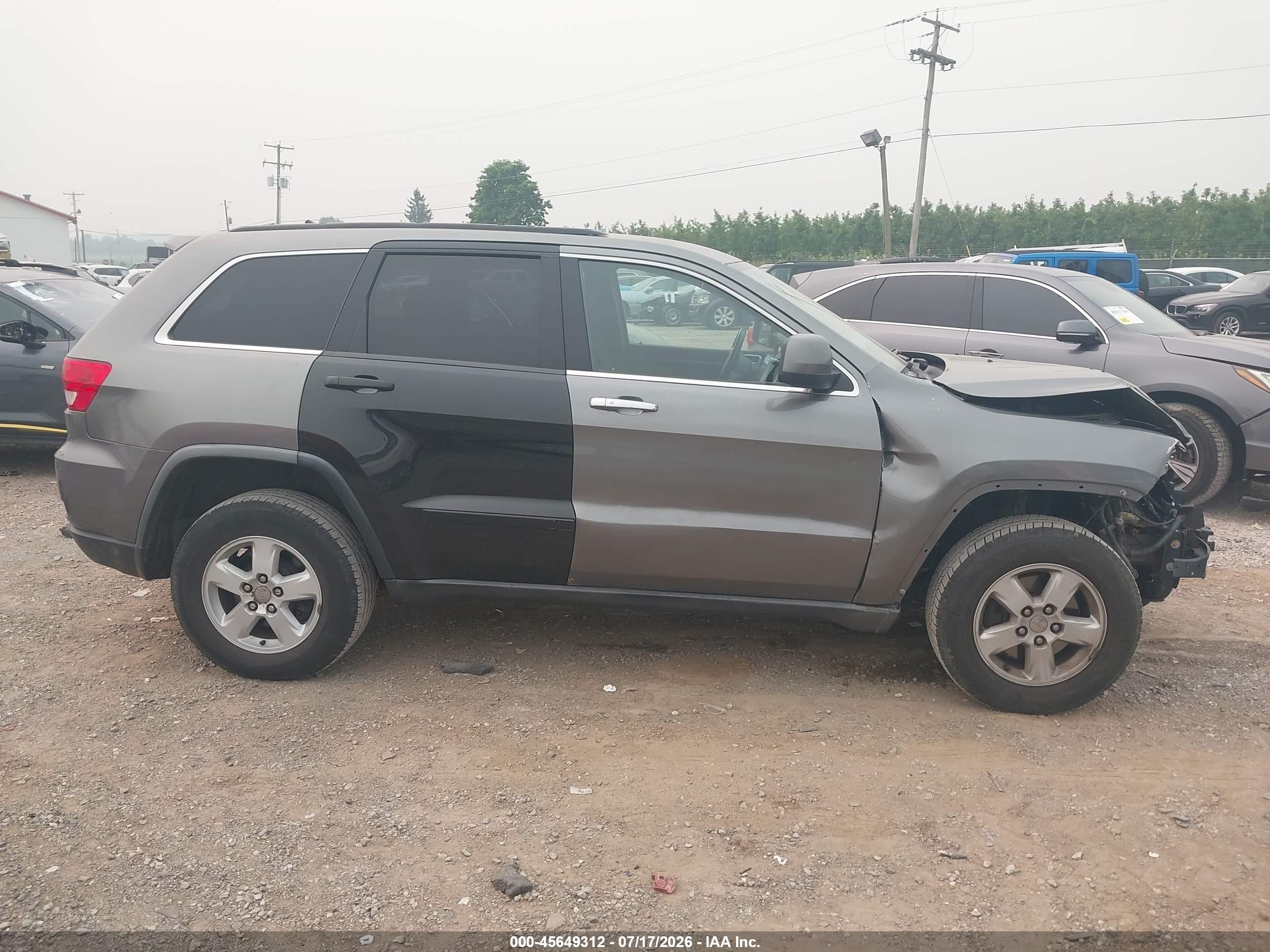 2012 Jeep Grand Cherokee Laredo Серый vin: 1C4RJFAG9CC175711