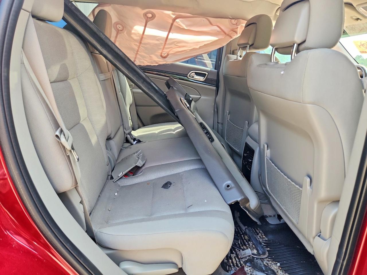 2012 Jeep Grand Cherokee Laredo Red vin: 1C4RJFAG9CC182027