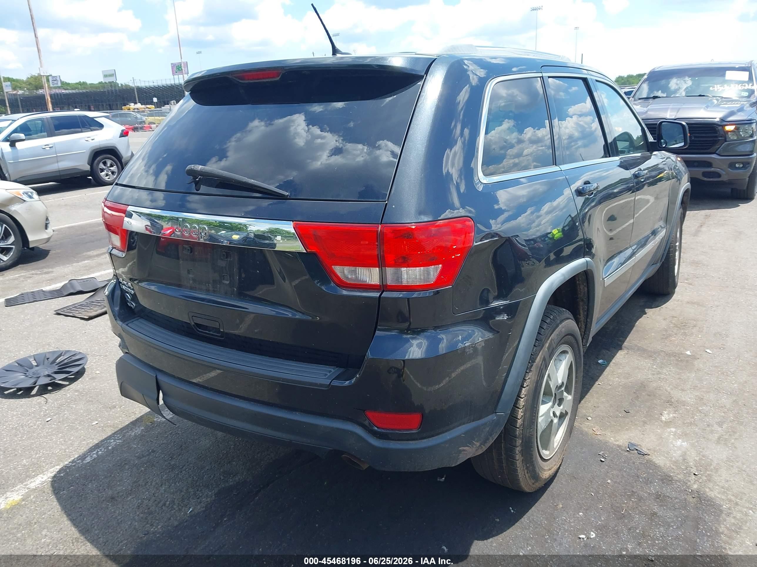 2012 Jeep Grand Cherokee Laredo Black vin: 1C4RJFAG9CC208304