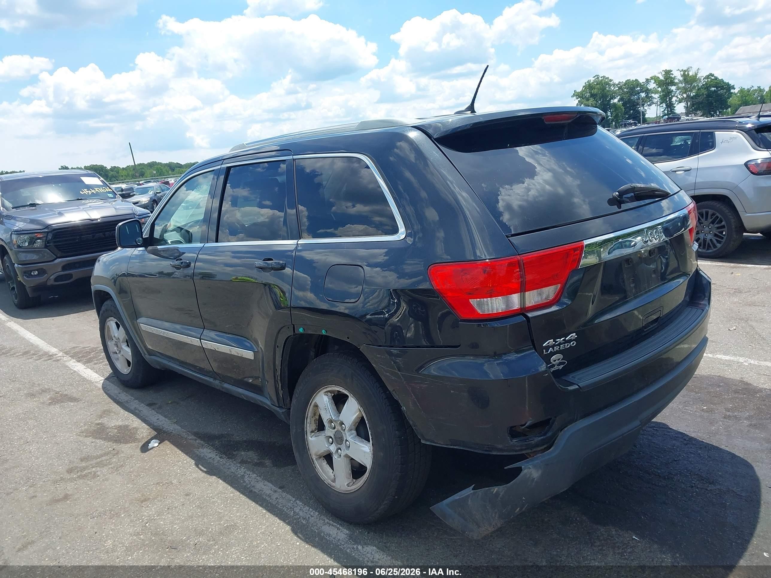 2012 Jeep Grand Cherokee Laredo Black vin: 1C4RJFAG9CC208304