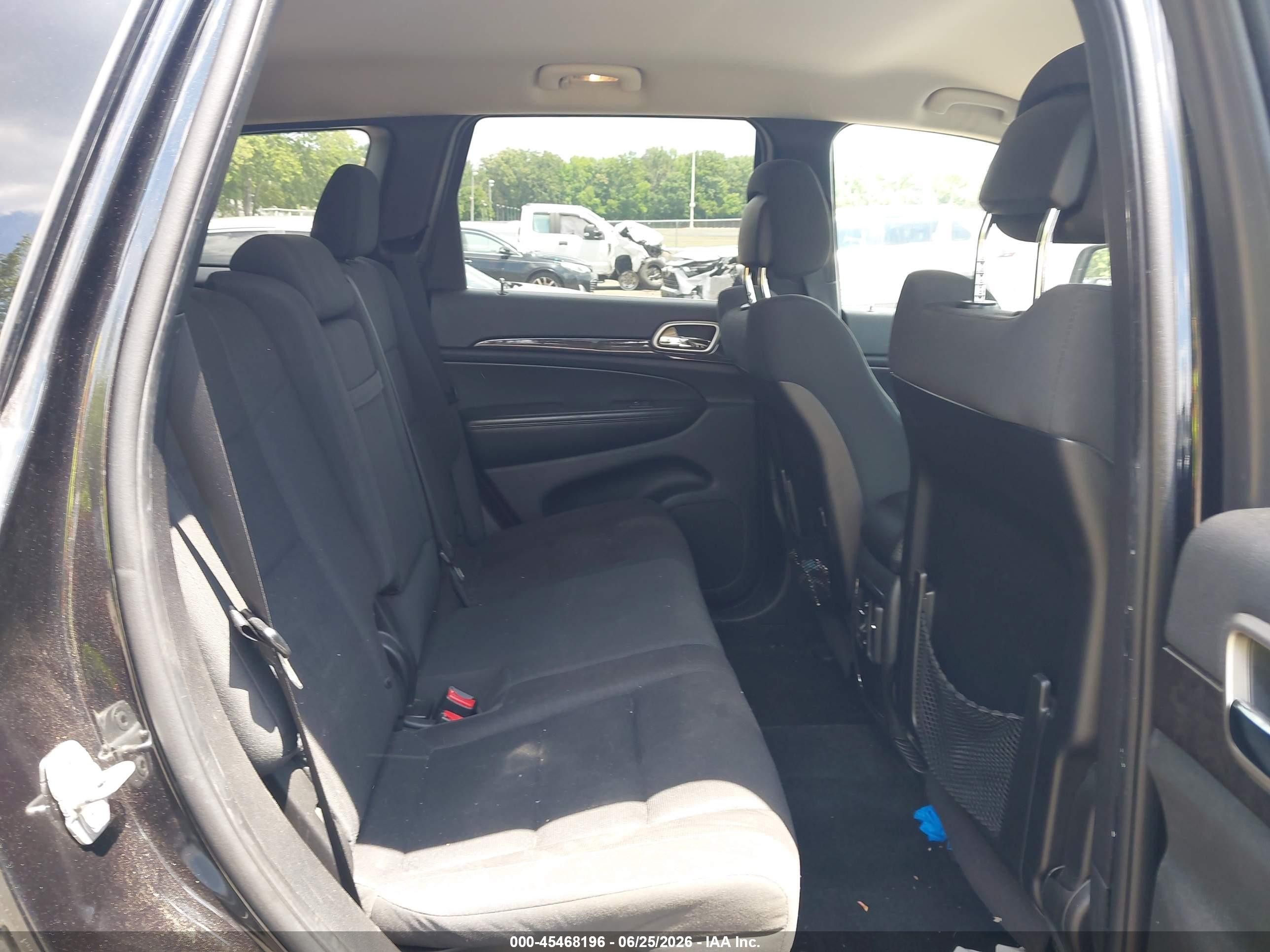 2012 Jeep Grand Cherokee Laredo Black vin: 1C4RJFAG9CC208304