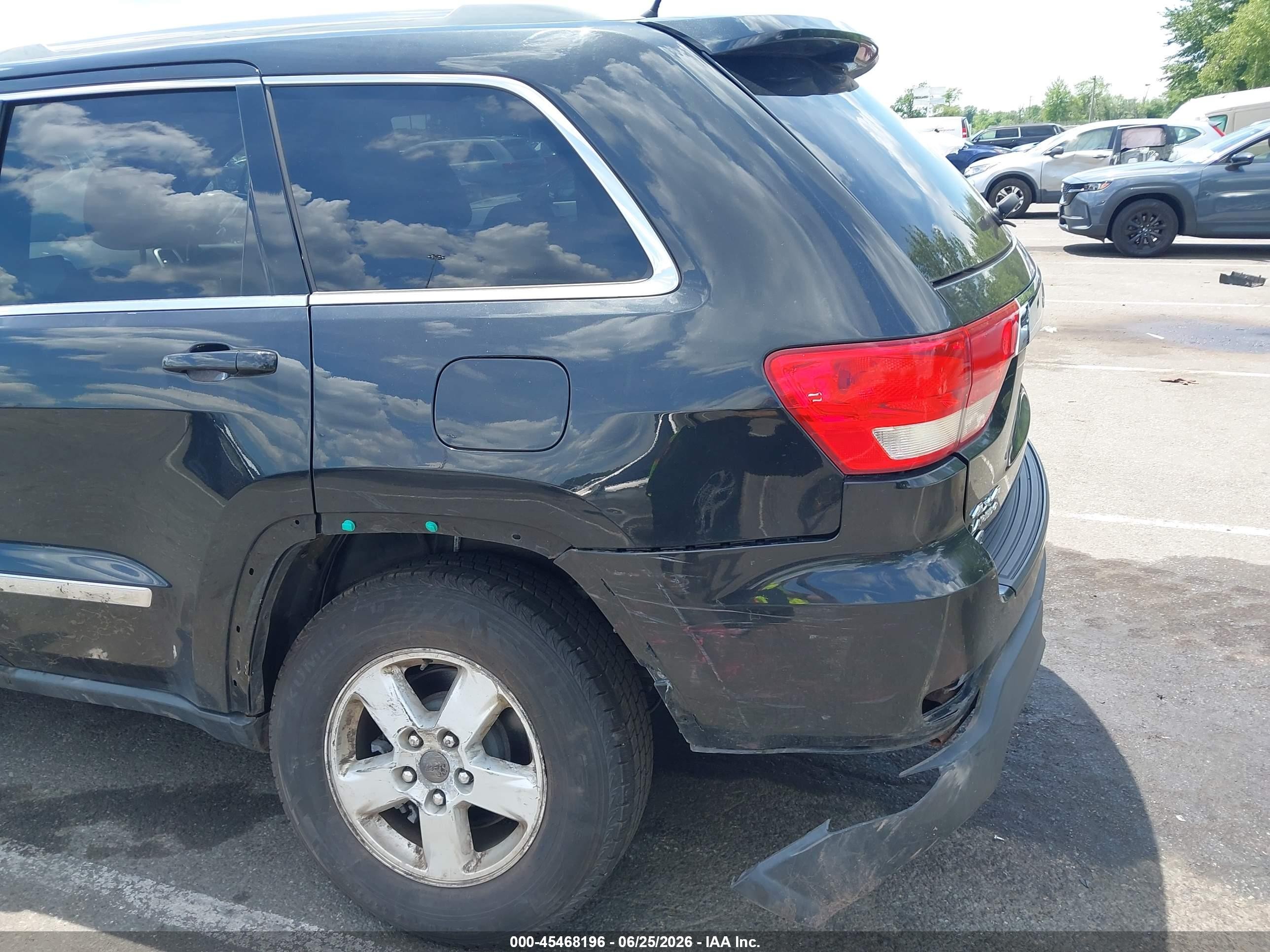 2012 Jeep Grand Cherokee Laredo Black vin: 1C4RJFAG9CC208304