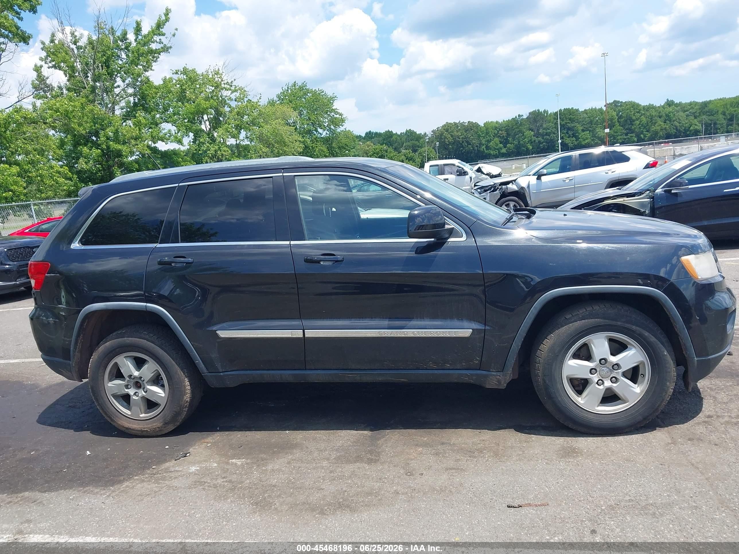 2012 Jeep Grand Cherokee Laredo Black vin: 1C4RJFAG9CC208304