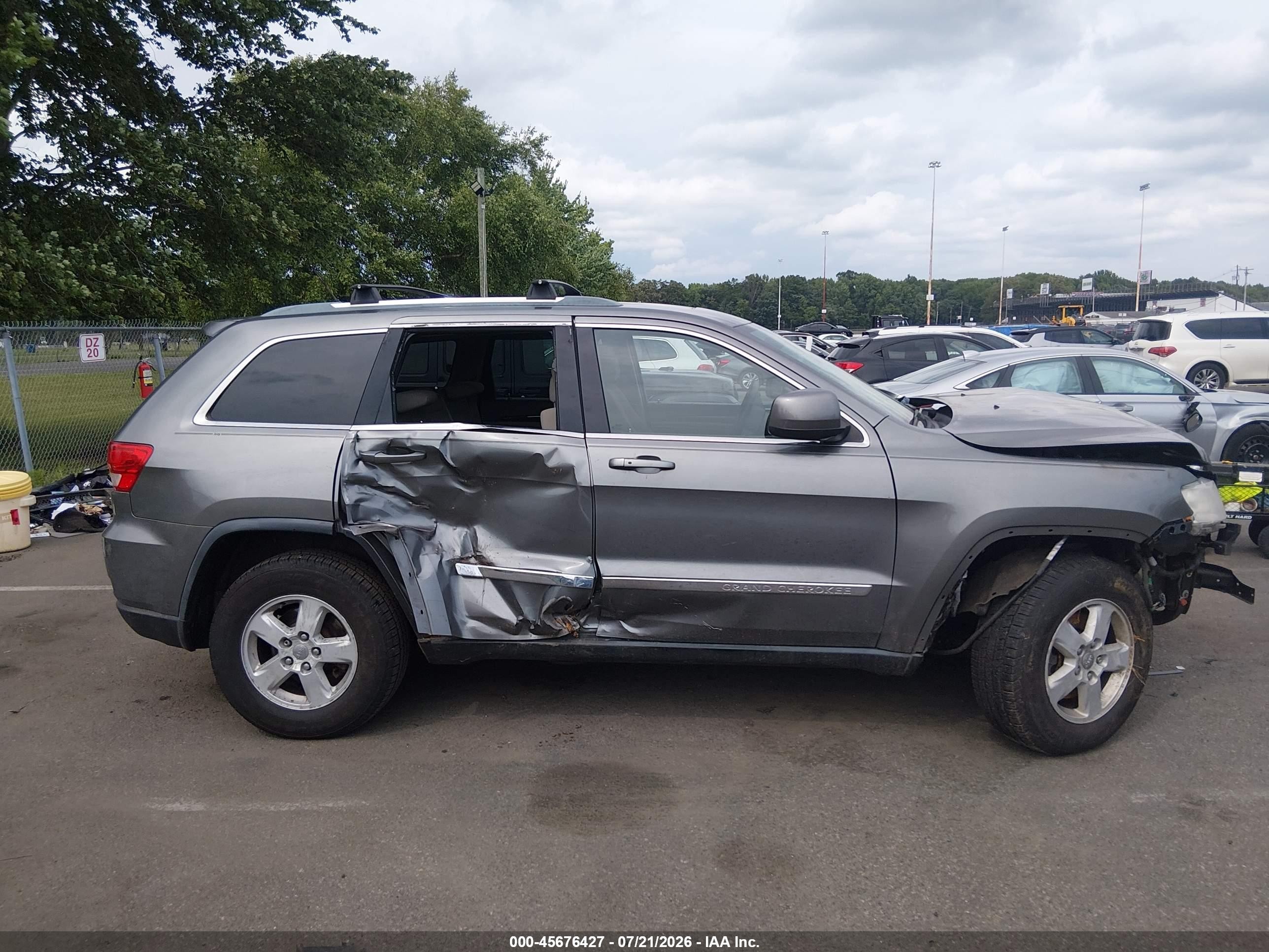 2012 Jeep Grand Cherokee Laredo Gray vin: 1C4RJFAG9CC222185