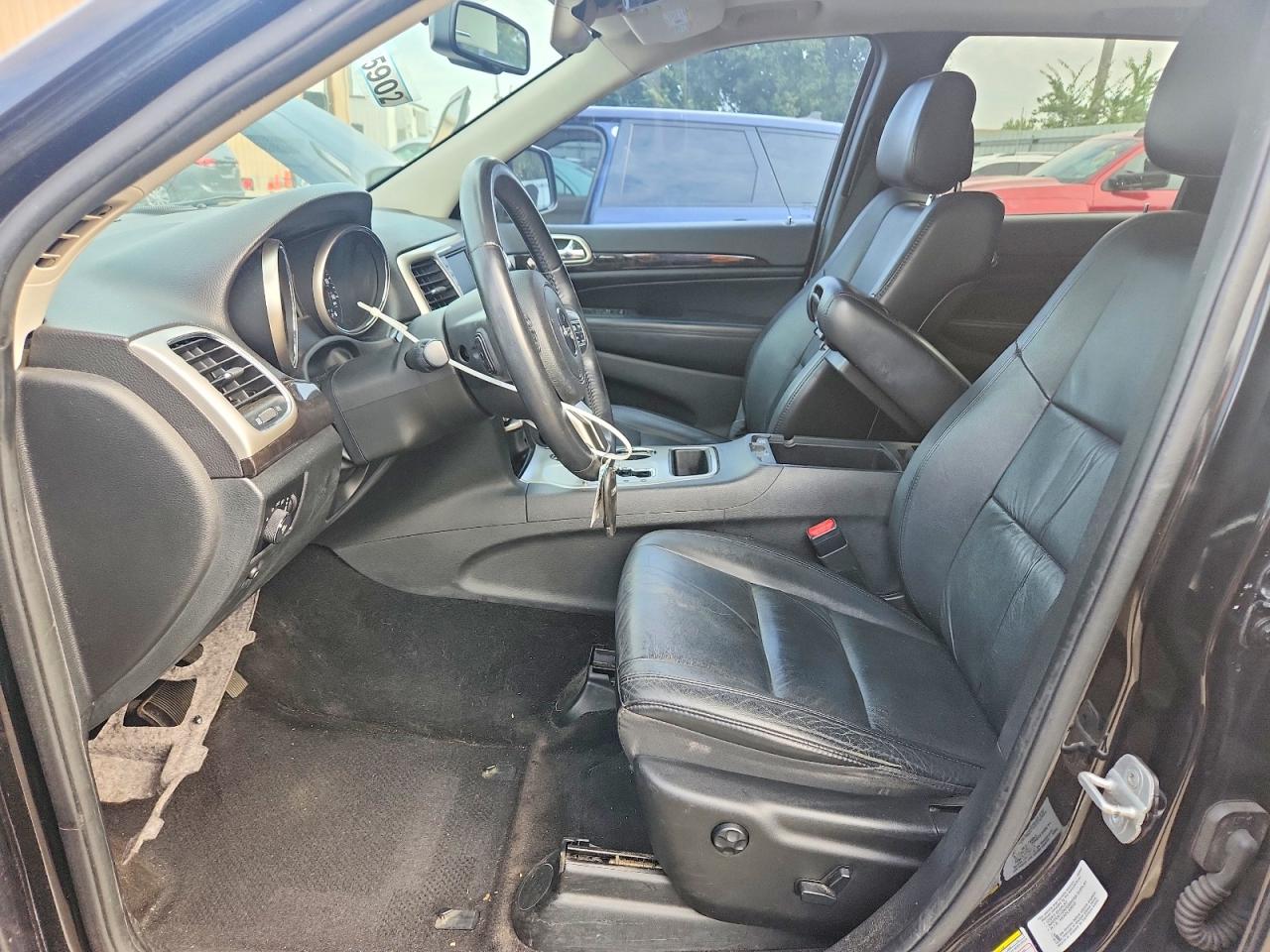 2012 Jeep Grand Cherokee Laredo Black vin: 1C4RJFAG9CC225815