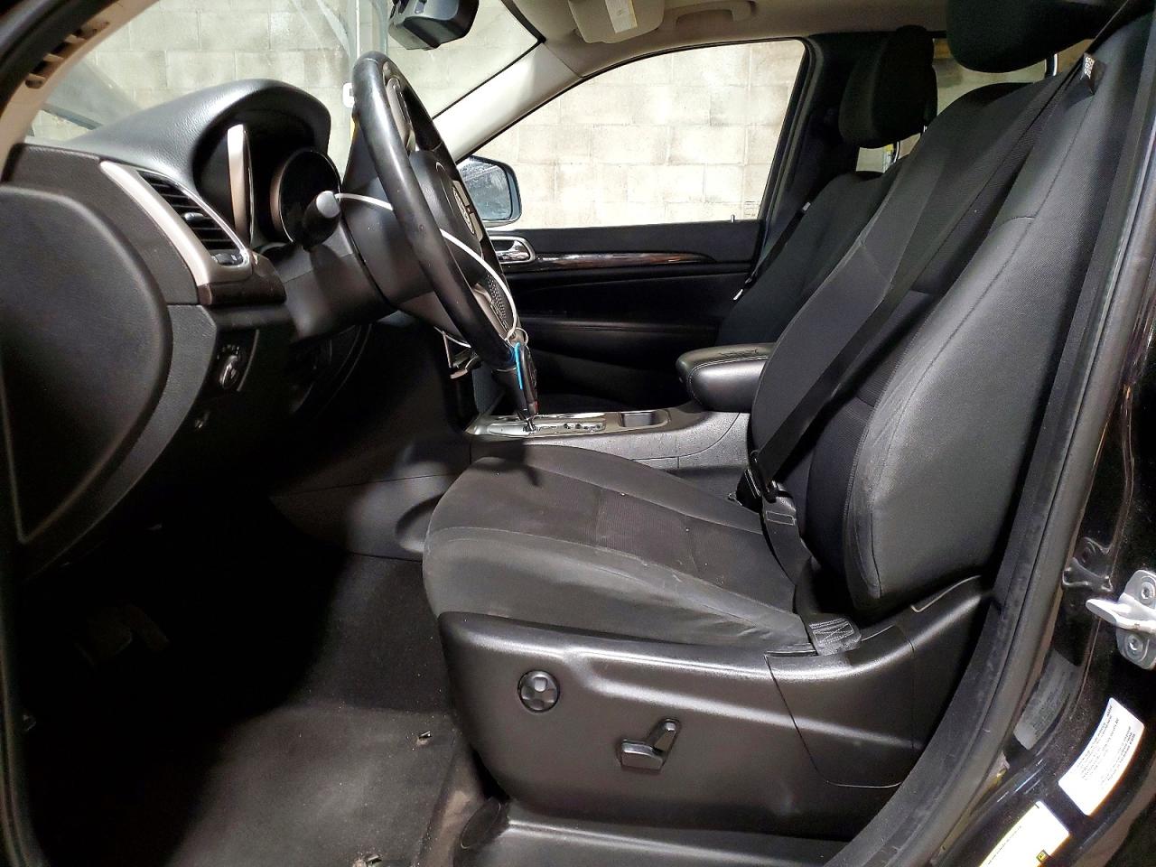 2012 Jeep Grand Cherokee Laredo Black vin: 1C4RJFAG9CC233932
