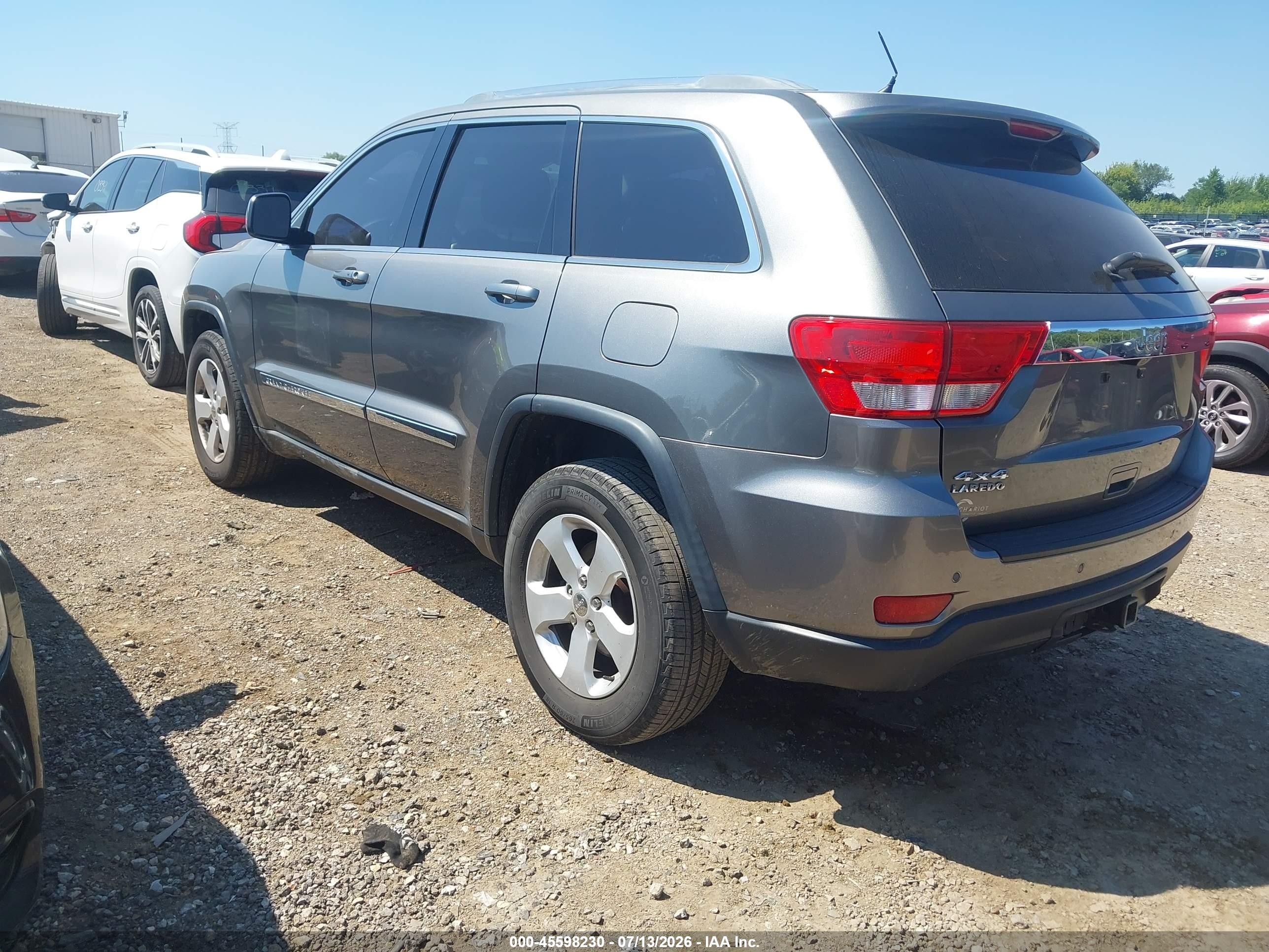 2012 Jeep Grand Cherokee Laredo Gray vin: 1C4RJFAG9CC249161