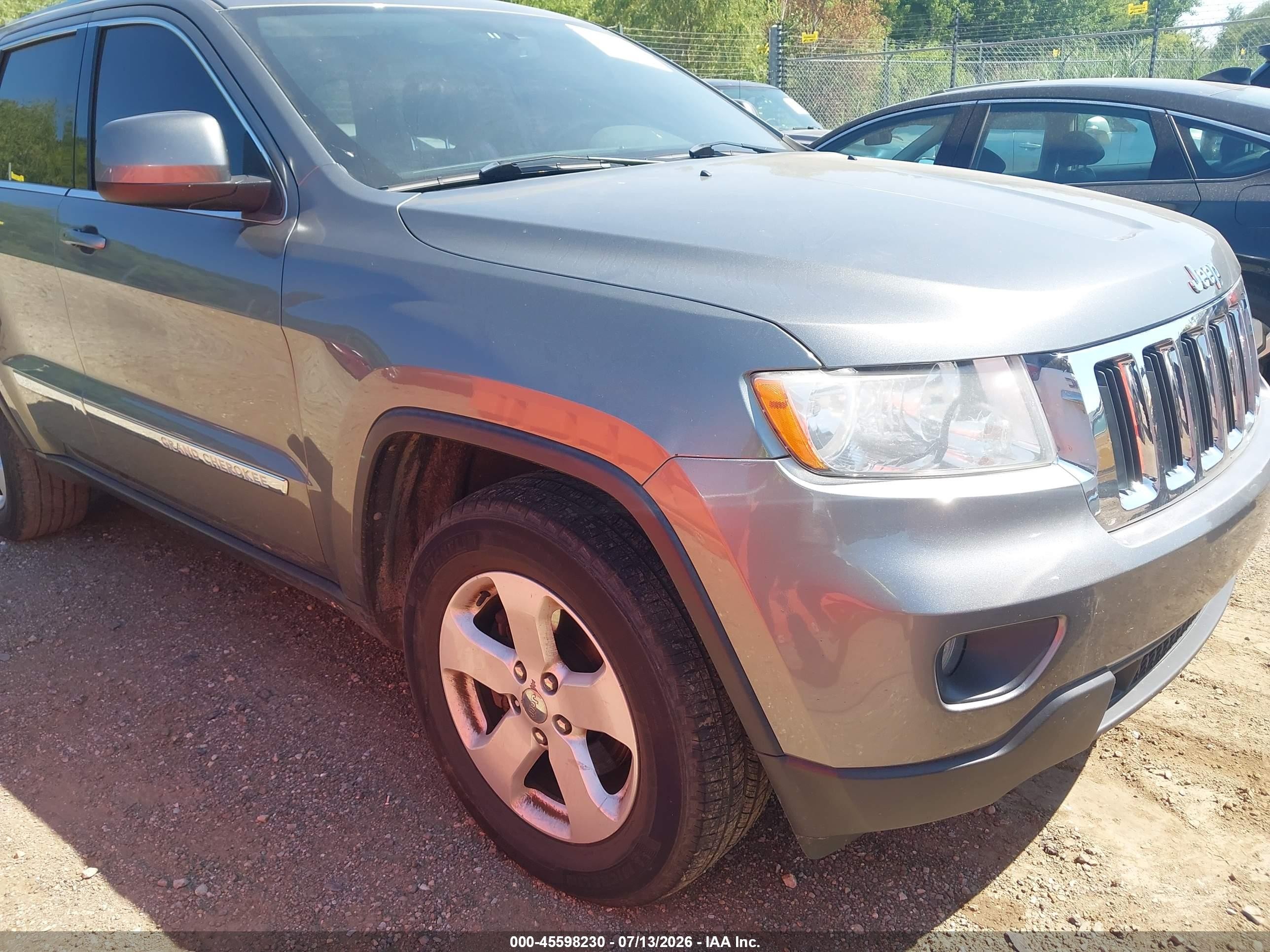 2012 Jeep Grand Cherokee Laredo Gray vin: 1C4RJFAG9CC249161