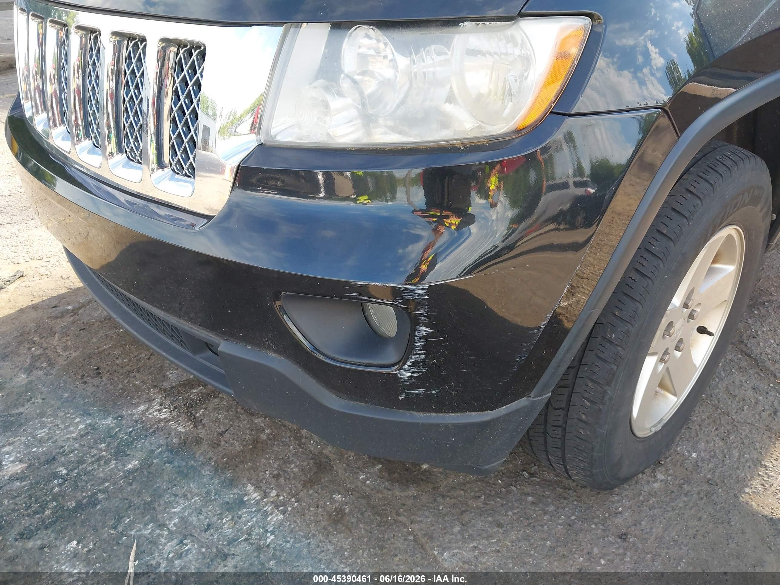 2012 Jeep Grand Cherokee Laredo Black vin: 1C4RJFAG9CC255705