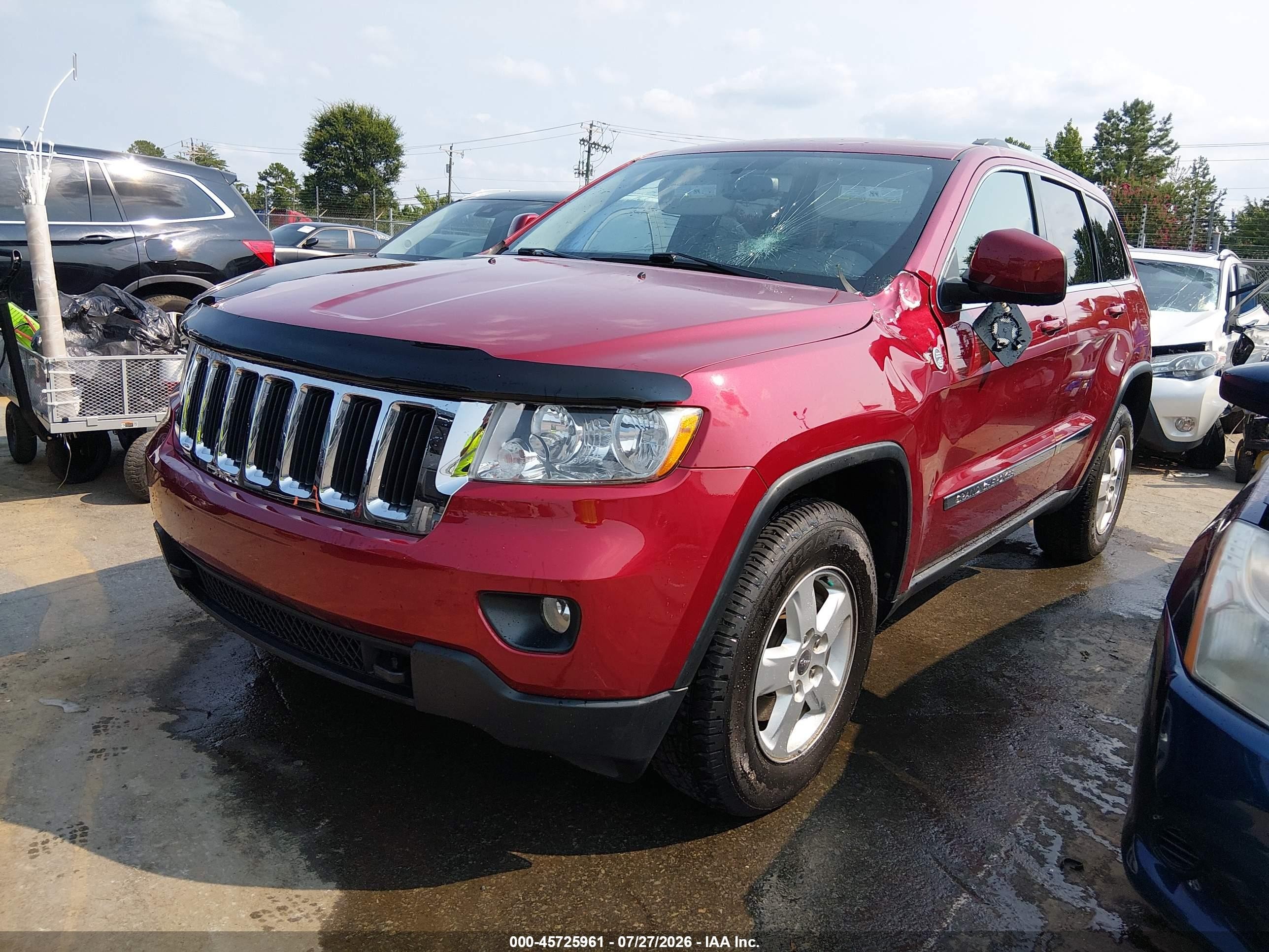 2012 Jeep Grand Cherokee Laredo Red vin: 1C4RJFAG9CC263156