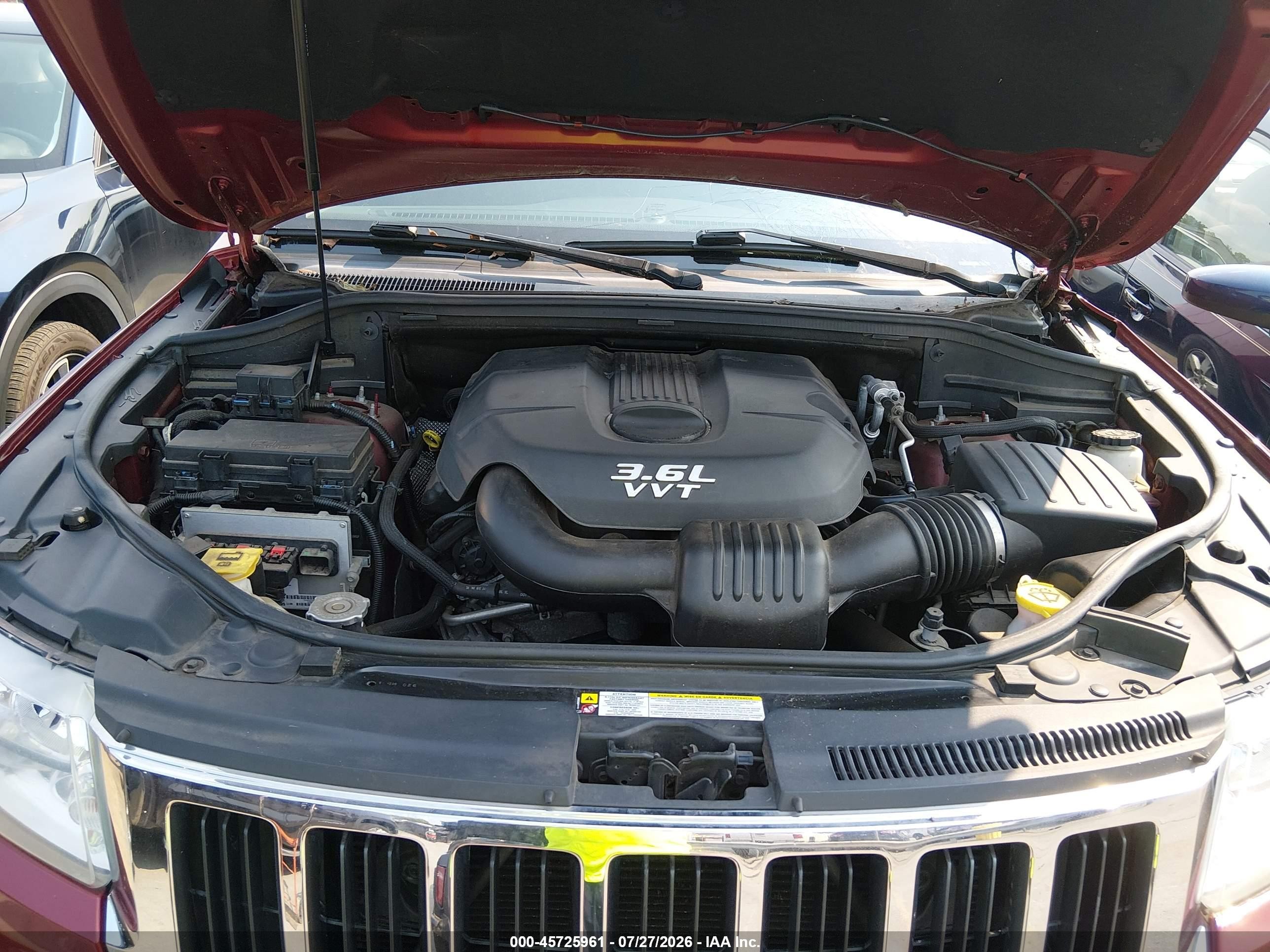 2012 Jeep Grand Cherokee Laredo Red vin: 1C4RJFAG9CC263156