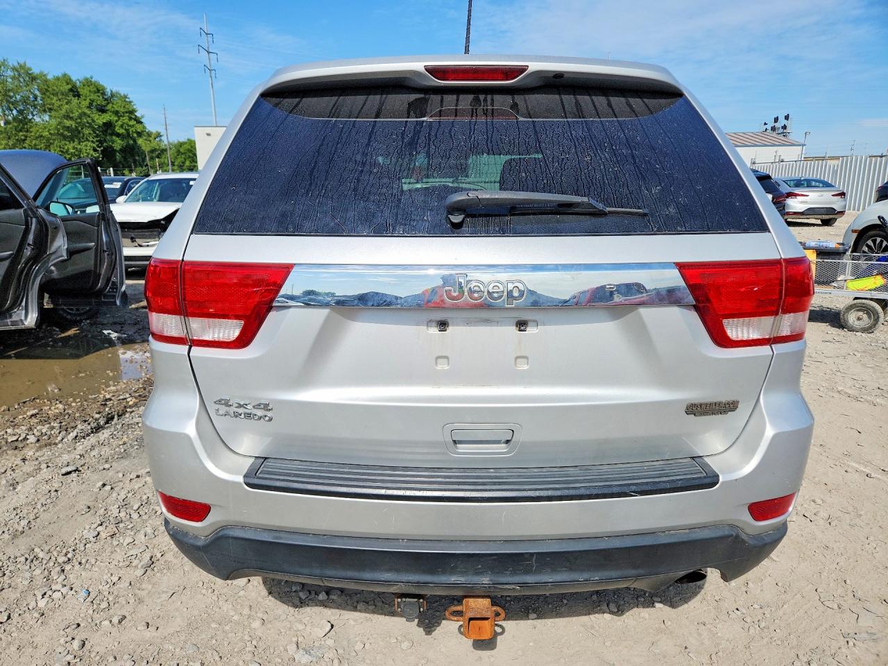 2012 Jeep Grand Cherokee Laredo Серебряный vin: 1C4RJFAG9CC263481