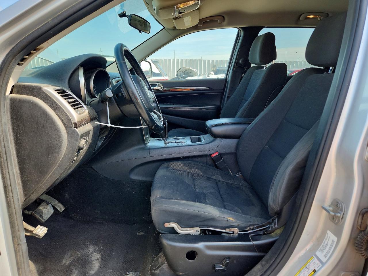 2012 Jeep Grand Cherokee Laredo Серебряный vin: 1C4RJFAG9CC263481