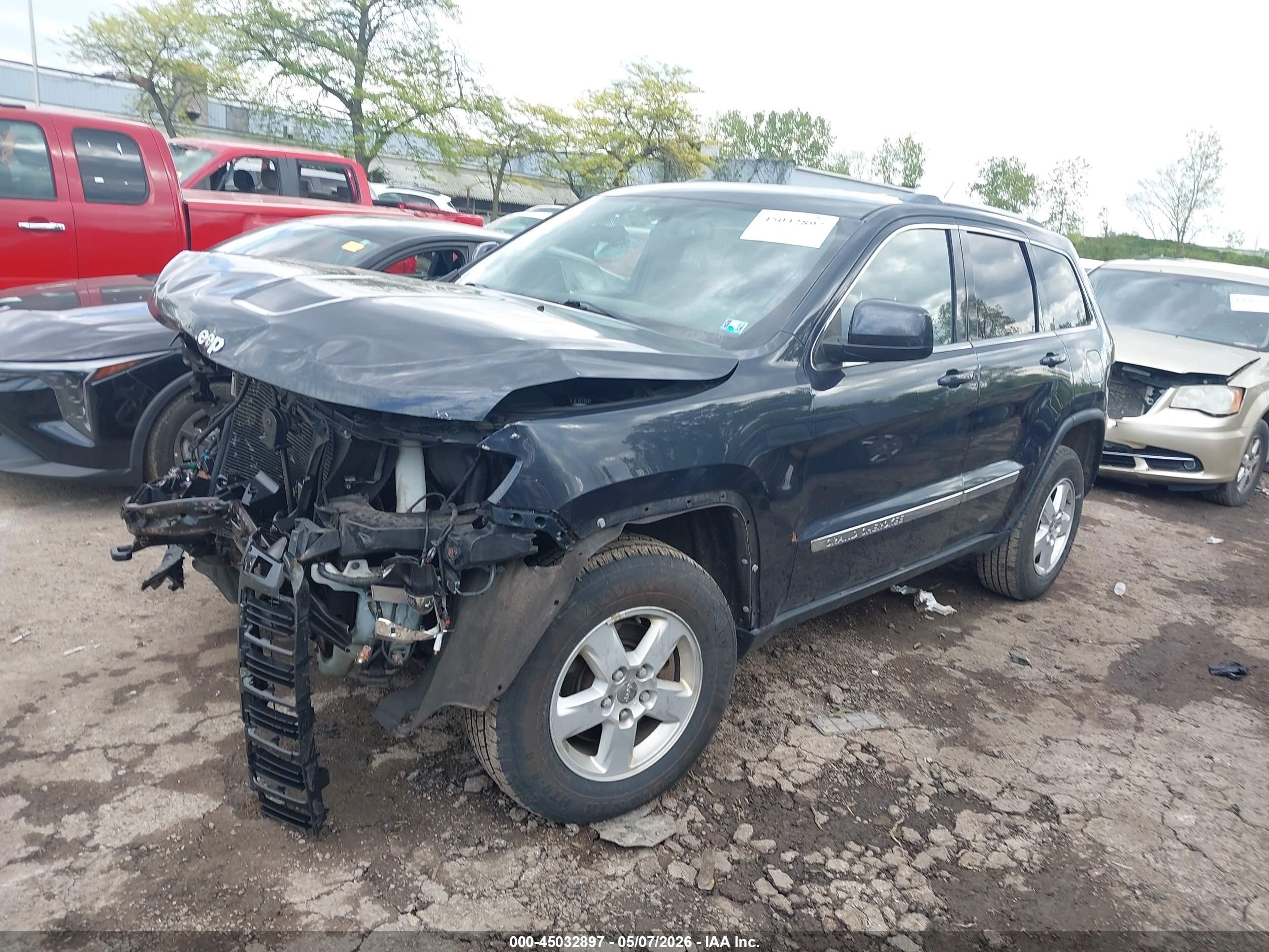 2012 Jeep Grand Cherokee Laredo Серый vin: 1C4RJFAG9CC292673