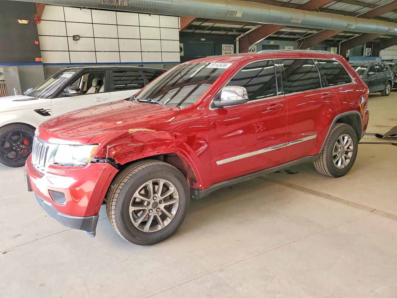 2012 Jeep Grand Cherokee Laredo Красный vin: 1C4RJFAG9CC296884