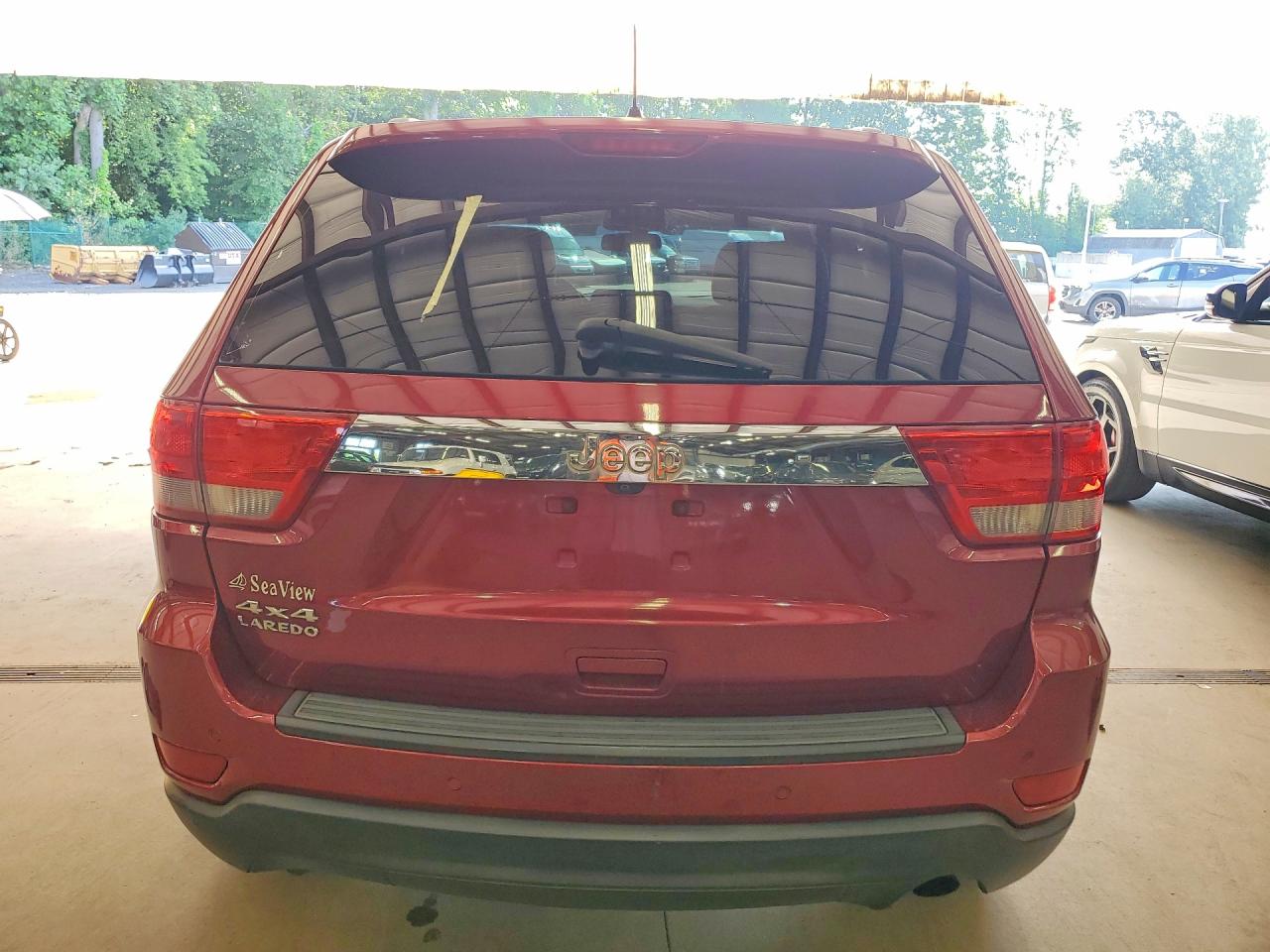 2012 Jeep Grand Cherokee Laredo Красный vin: 1C4RJFAG9CC296884