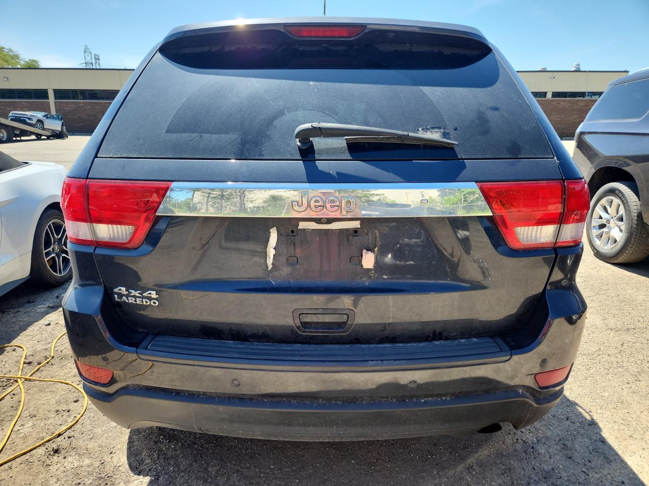 2012 Jeep Grand Cherokee Laredo Серый vin: 1C4RJFAG9CC299333 Damage: Lift Gate, Multiple Scratches Heavy, 2