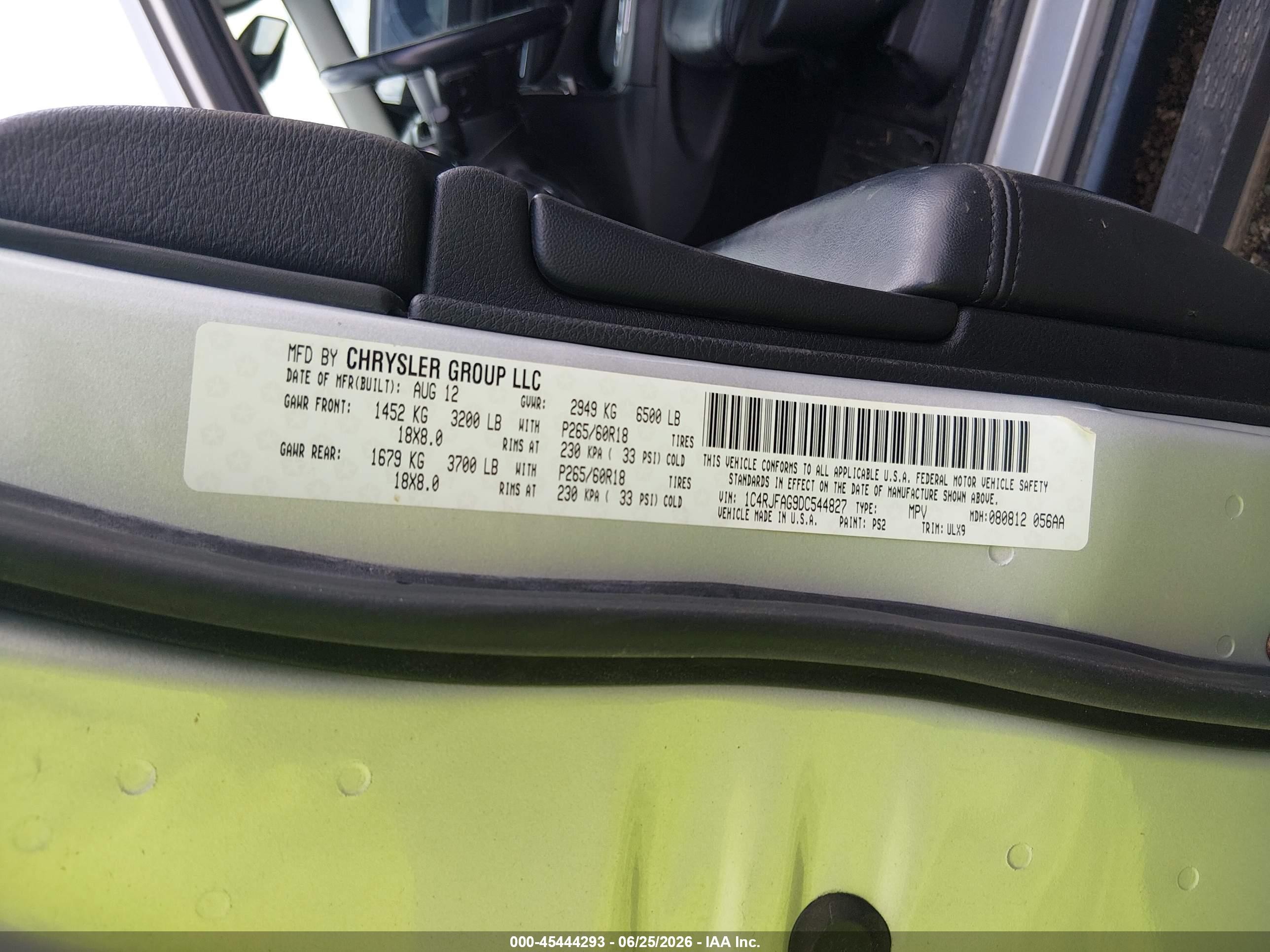 2013 Jeep Grand Cherokee Laredo Silver vin: 1C4RJFAG9DC544827
