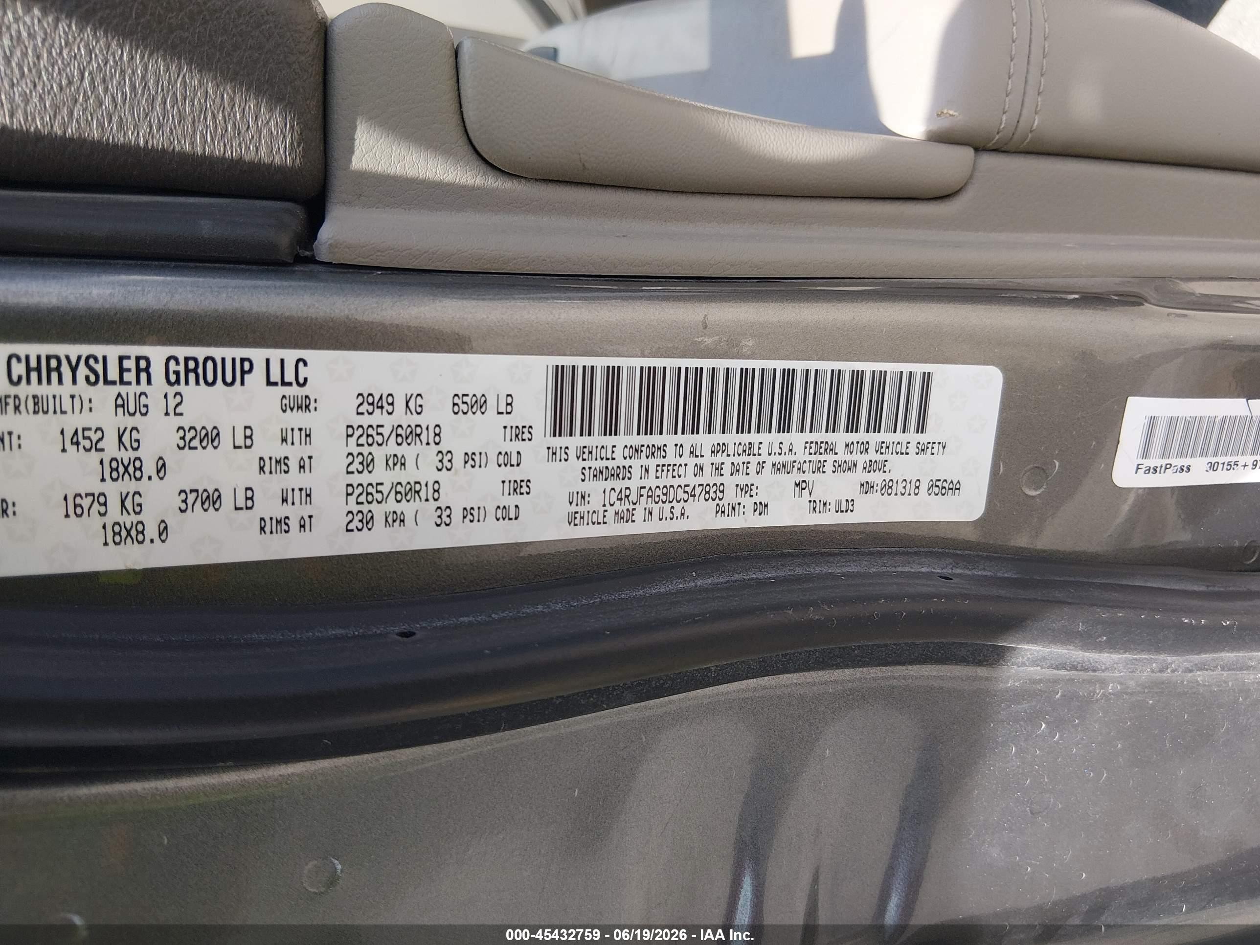 2013 Jeep Grand Cherokee Laredo Gray vin: 1C4RJFAG9DC547839