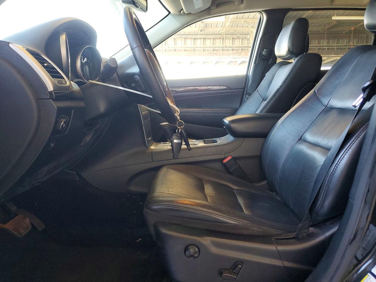 2013 Jeep Grand Cherokee Laredo Black vin: 1C4RJFAG9DC568688