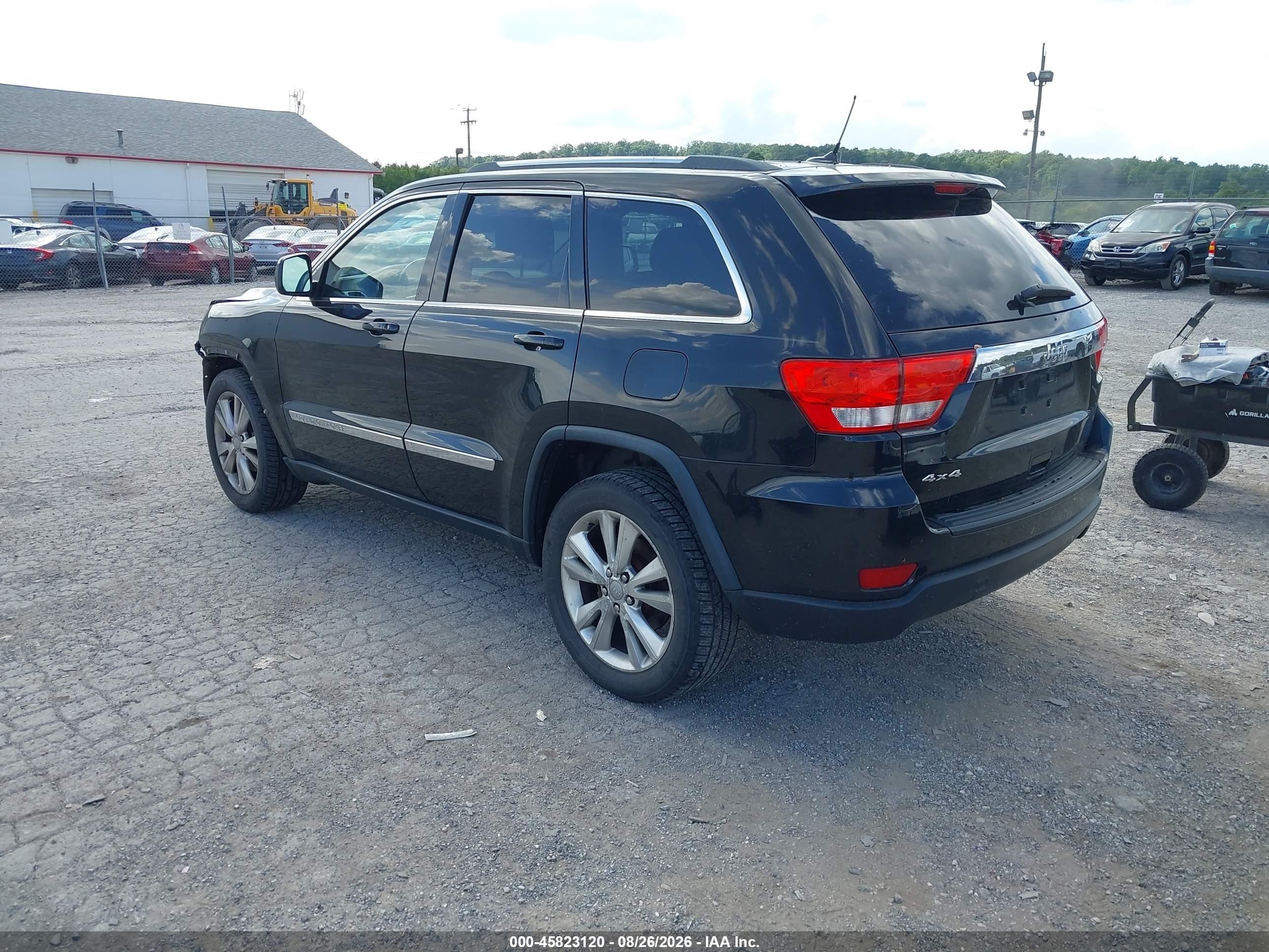 2013 Jeep Grand Cherokee Laredo Black vin: 1C4RJFAG9DC587189