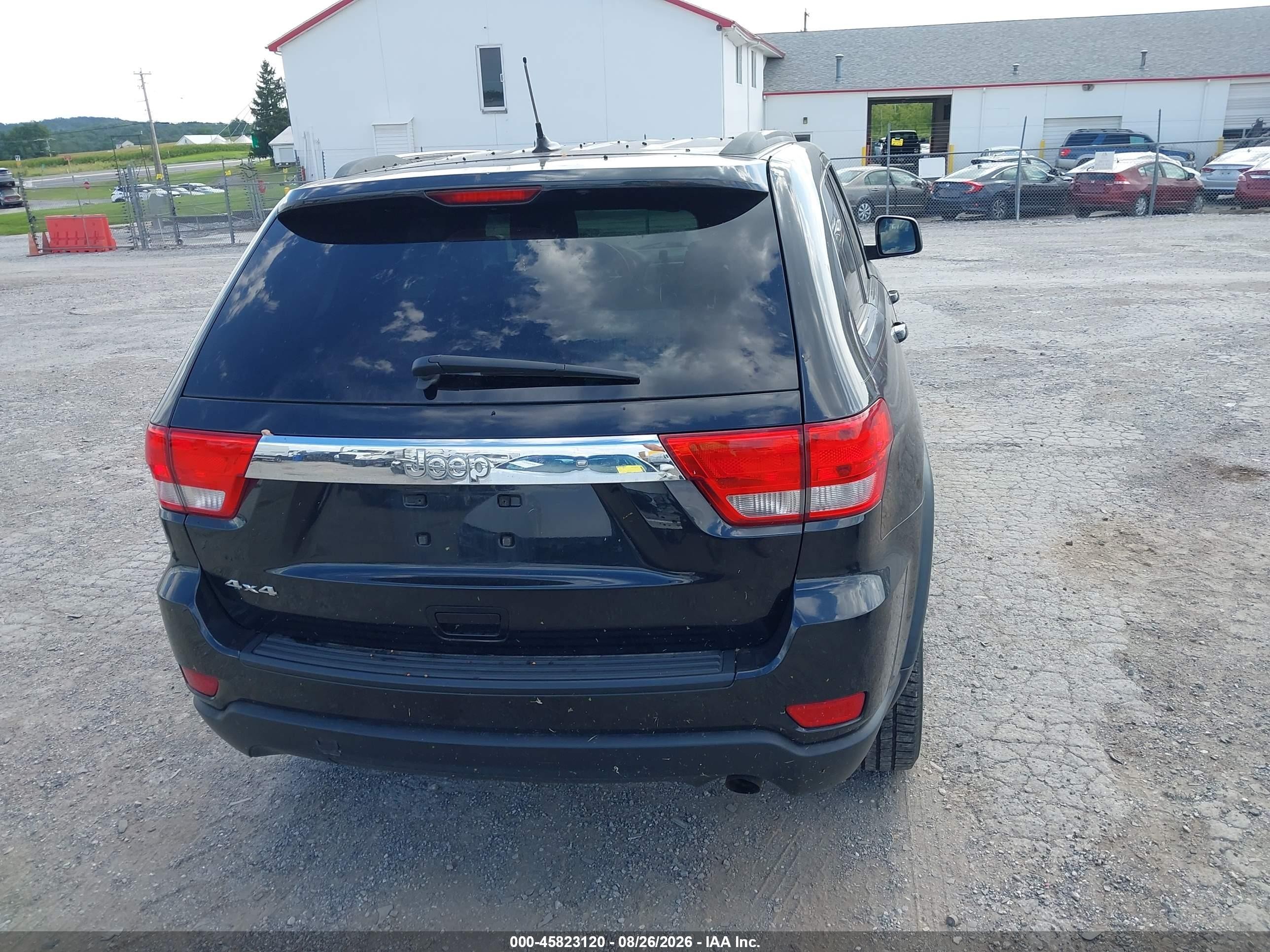2013 Jeep Grand Cherokee Laredo Black vin: 1C4RJFAG9DC587189
