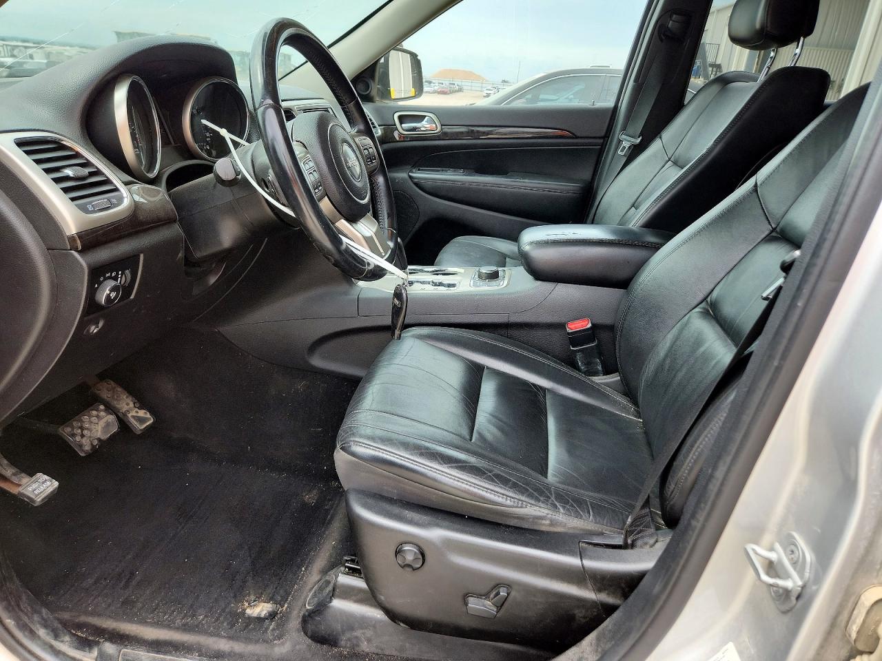 2013 Jeep Grand Cherokee Laredo Silver vin: 1C4RJFAG9DC595079