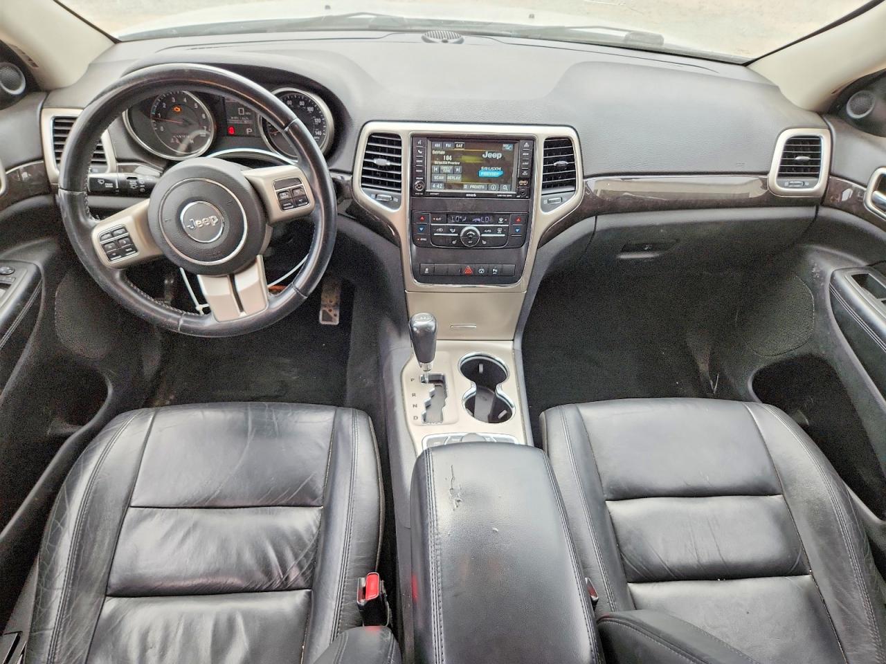 2013 Jeep Grand Cherokee Laredo Silver vin: 1C4RJFAG9DC595079