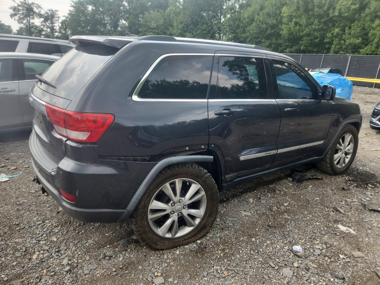 2013 Jeep Grand Cherokee Laredo Black vin: 1C4RJFAG9DC600099