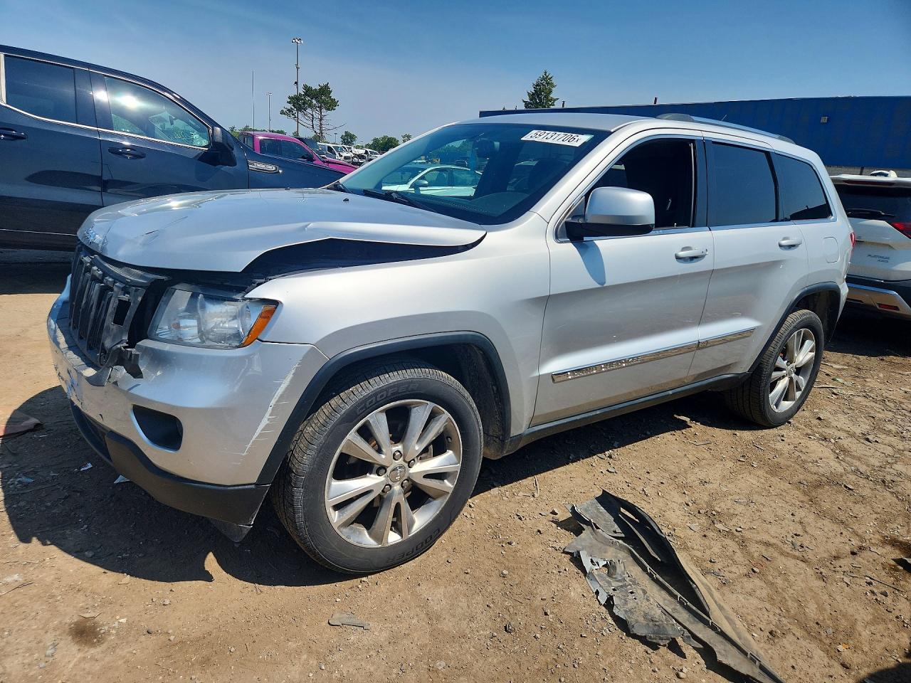 2013 Jeep Grand Cherokee Laredo Gray vin: 1C4RJFAG9DC606873