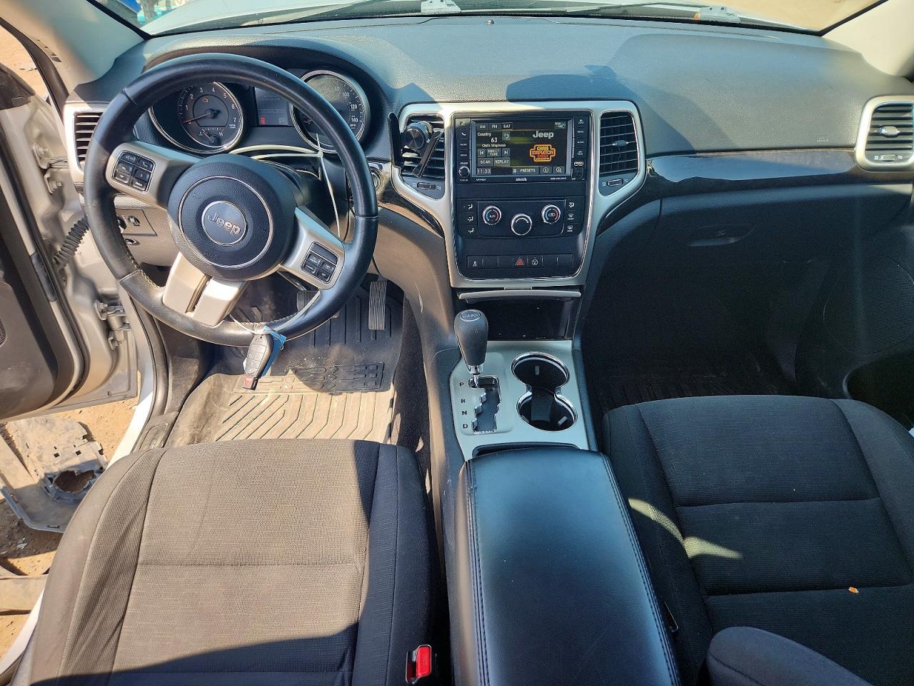 2013 Jeep Grand Cherokee Laredo Gray vin: 1C4RJFAG9DC606873
