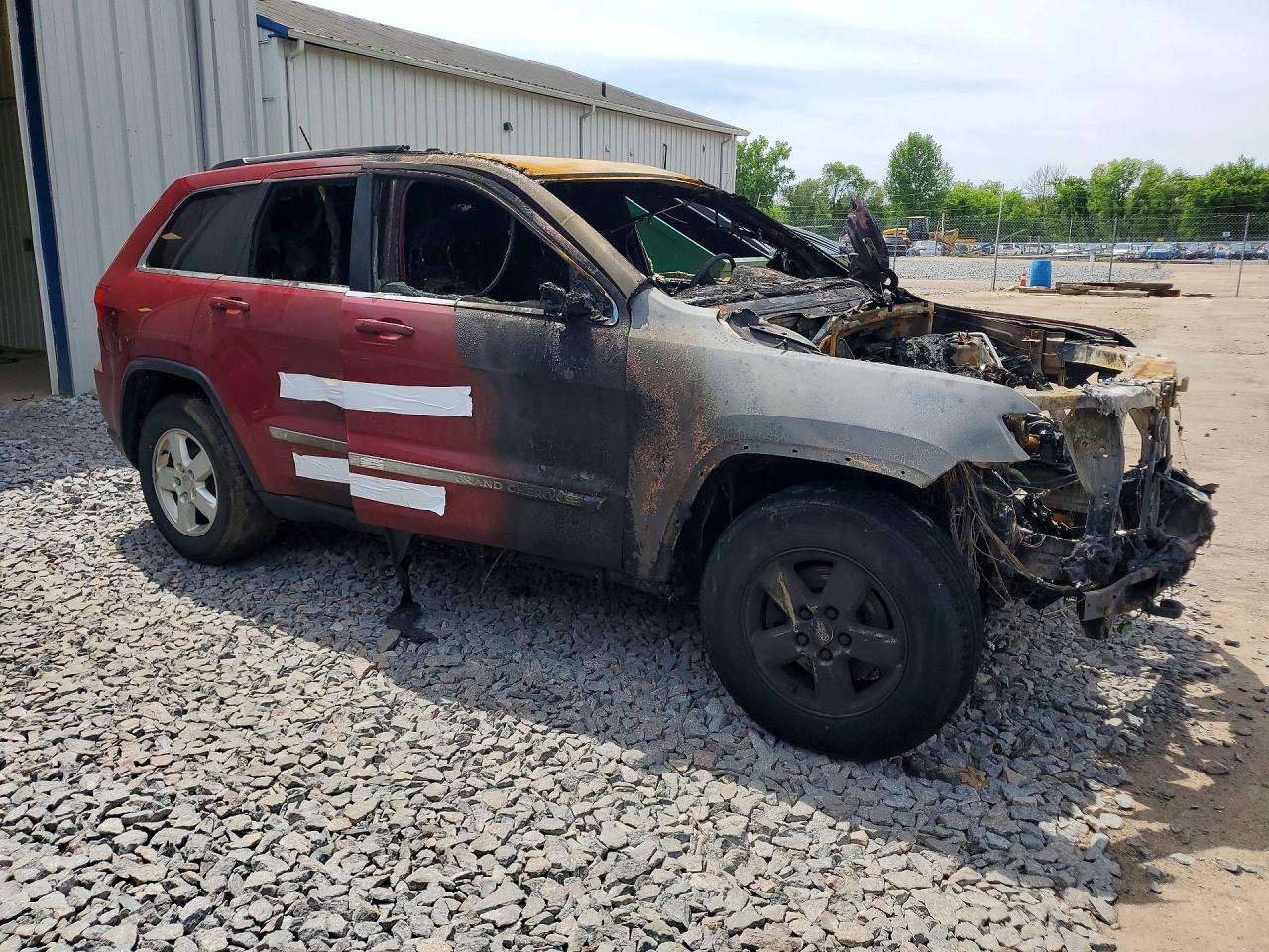 2013 Jeep Grand Cherokee Laredo Red vin: 1C4RJFAG9DC629490
