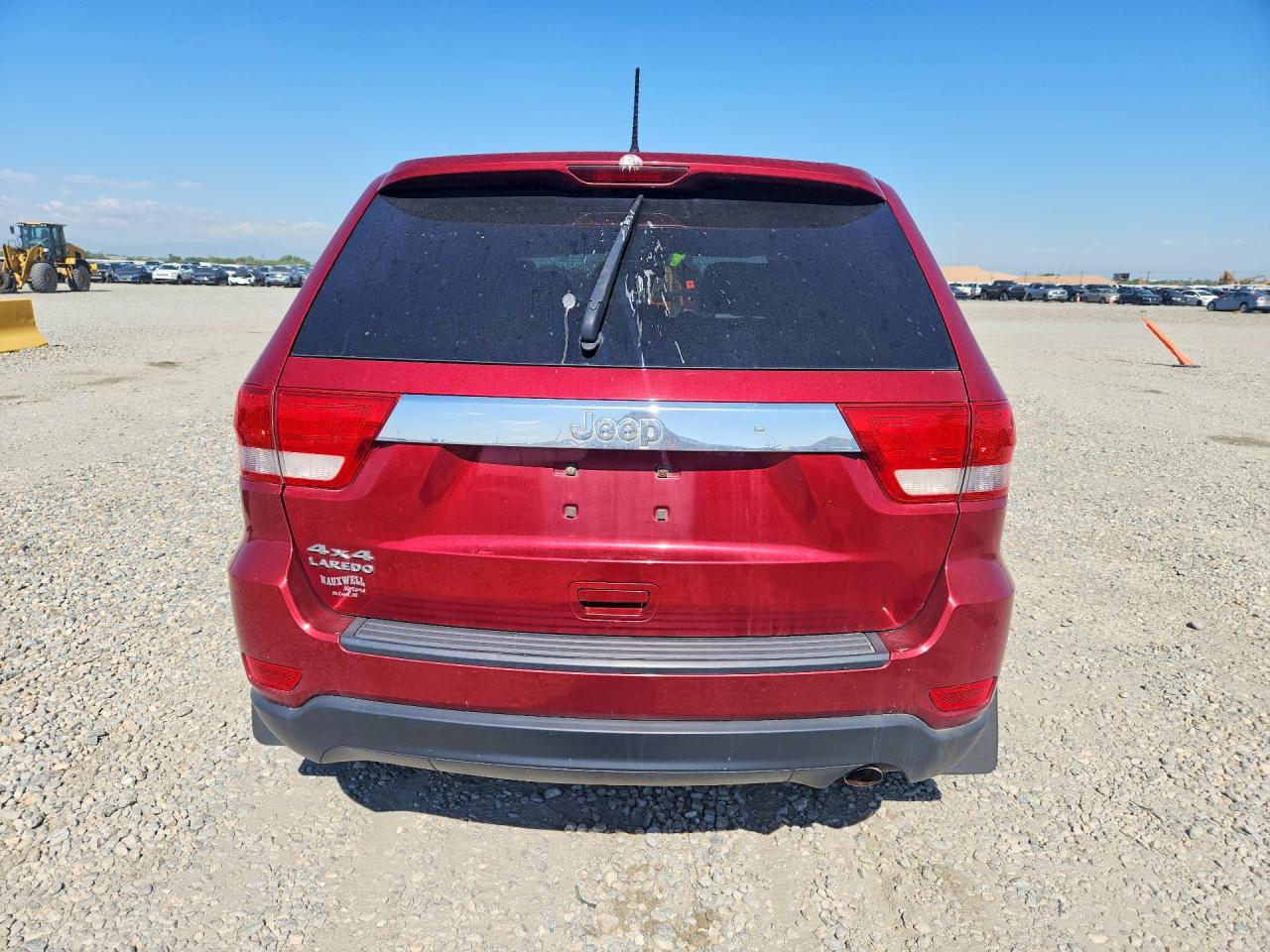 2013 Jeep Grand Cherokee Laredo Red vin: 1C4RJFAG9DC631806
