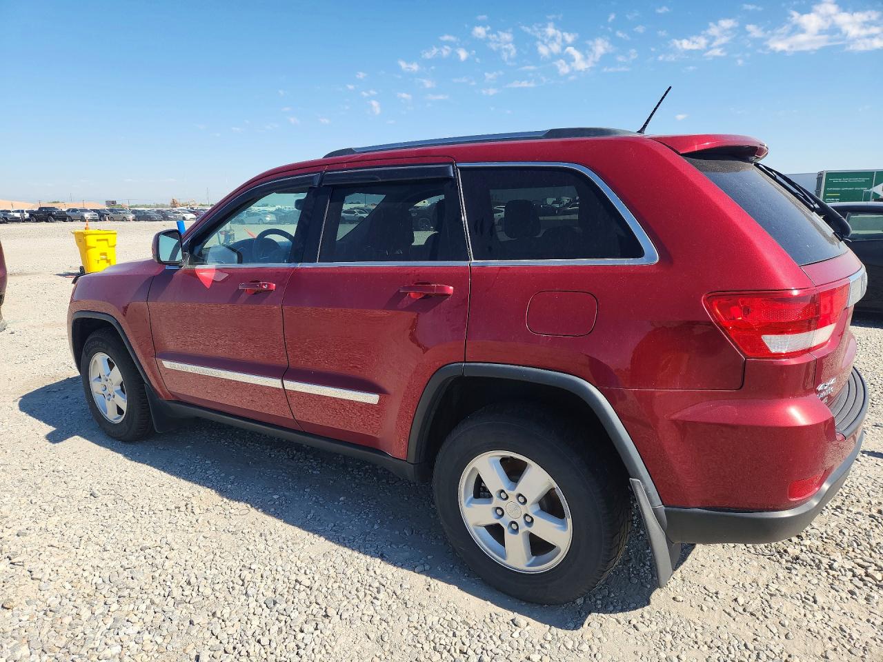 2013 Jeep Grand Cherokee Laredo Red vin: 1C4RJFAG9DC631806