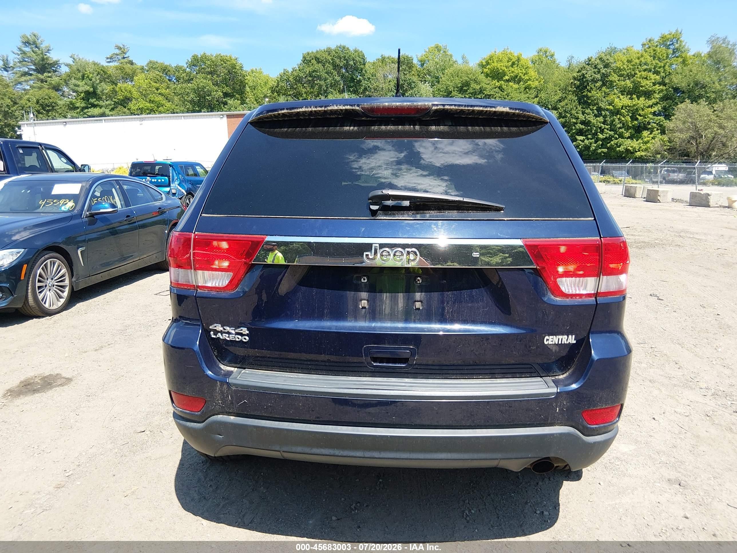 2013 Jeep Grand Cherokee Laredo Синий vin: 1C4RJFAG9DC634933