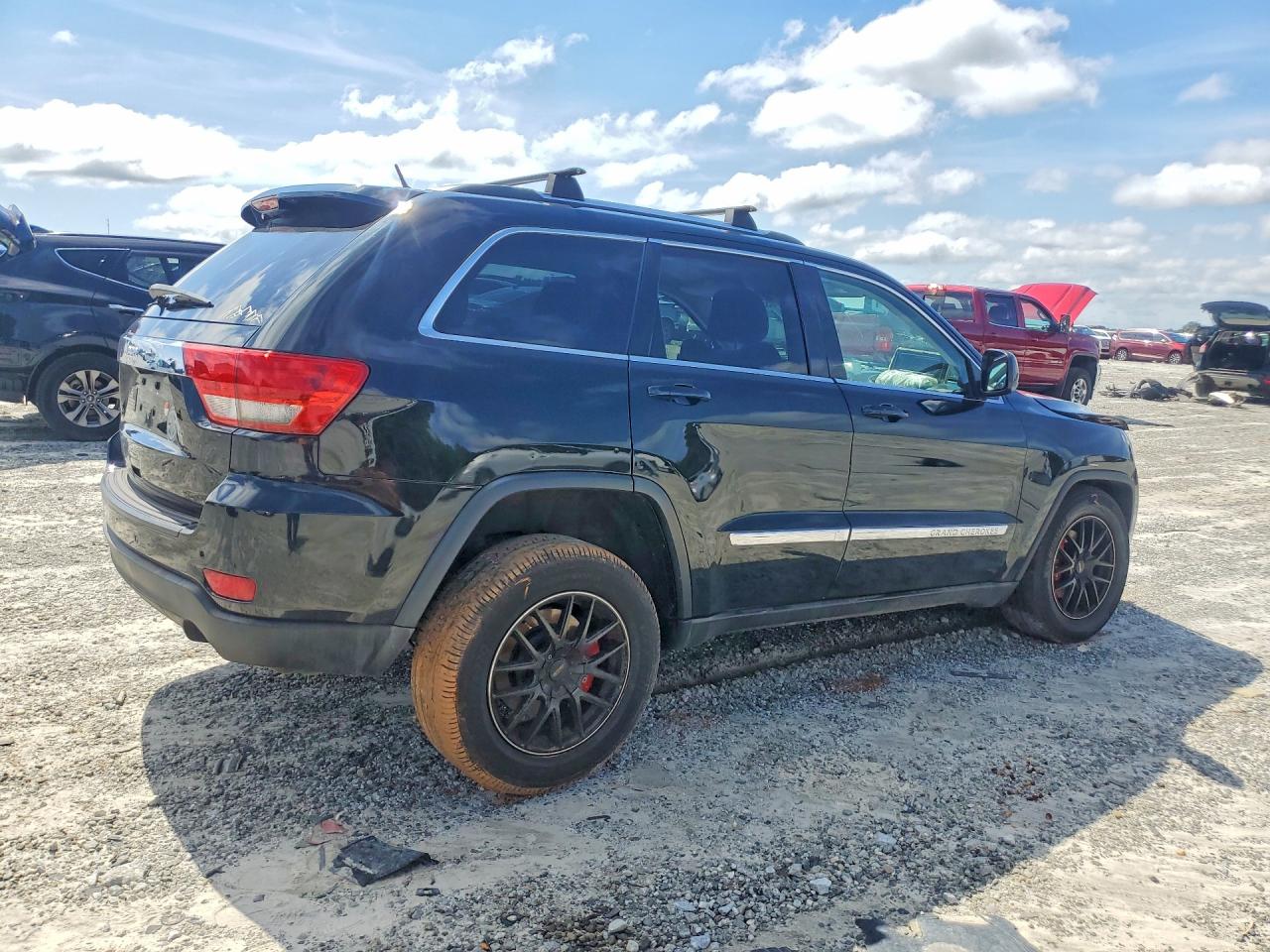 2013 Jeep Grand Cherokee Laredo Black vin: 1C4RJFAG9DC635872