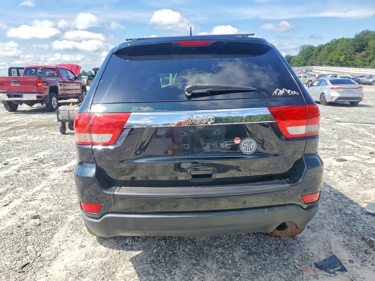 2013 Jeep Grand Cherokee Laredo Black vin: 1C4RJFAG9DC635872