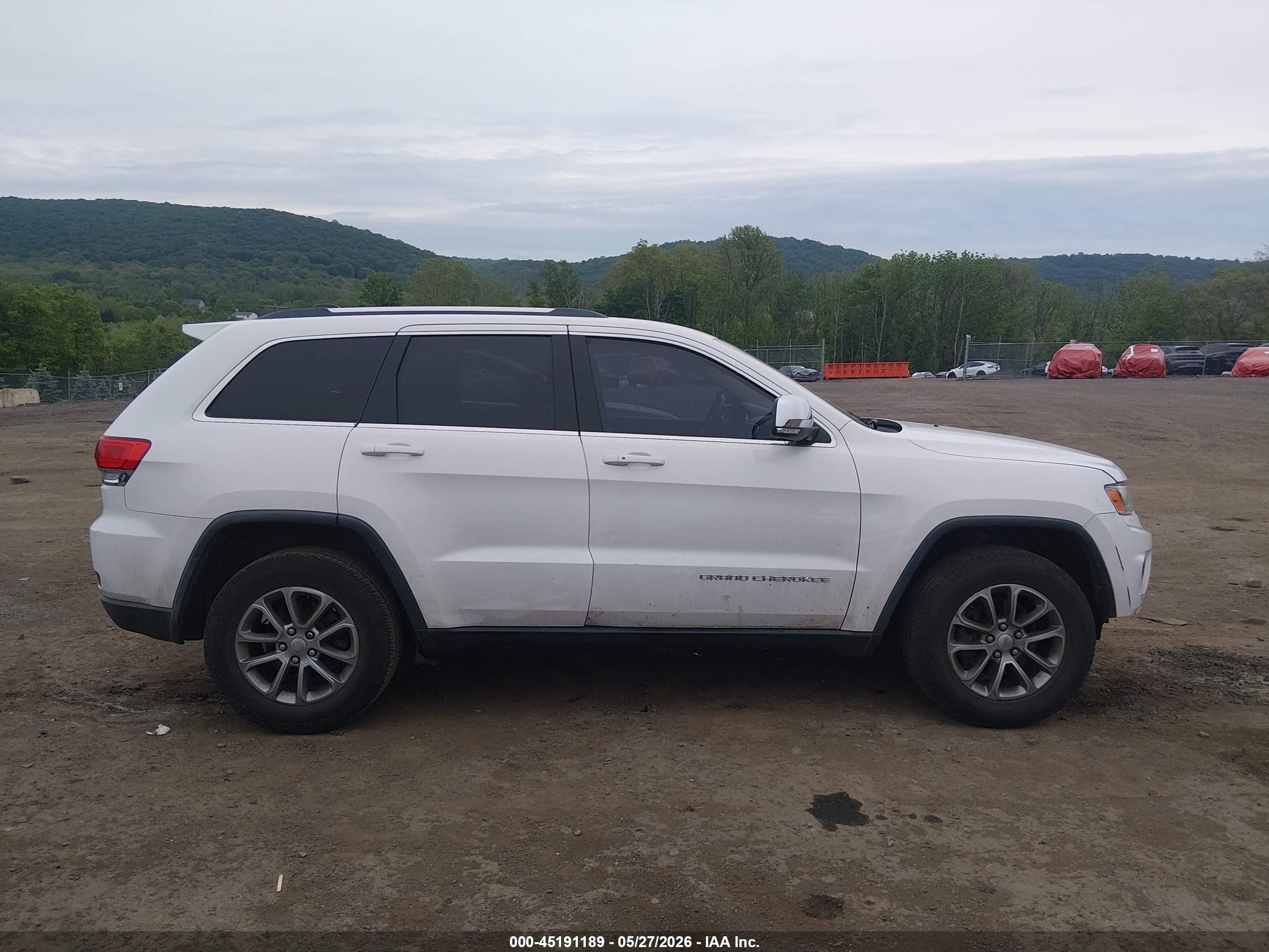 2014 Jeep Grand Cherokee Laredo Белый vin: 1C4RJFAG9EC109940