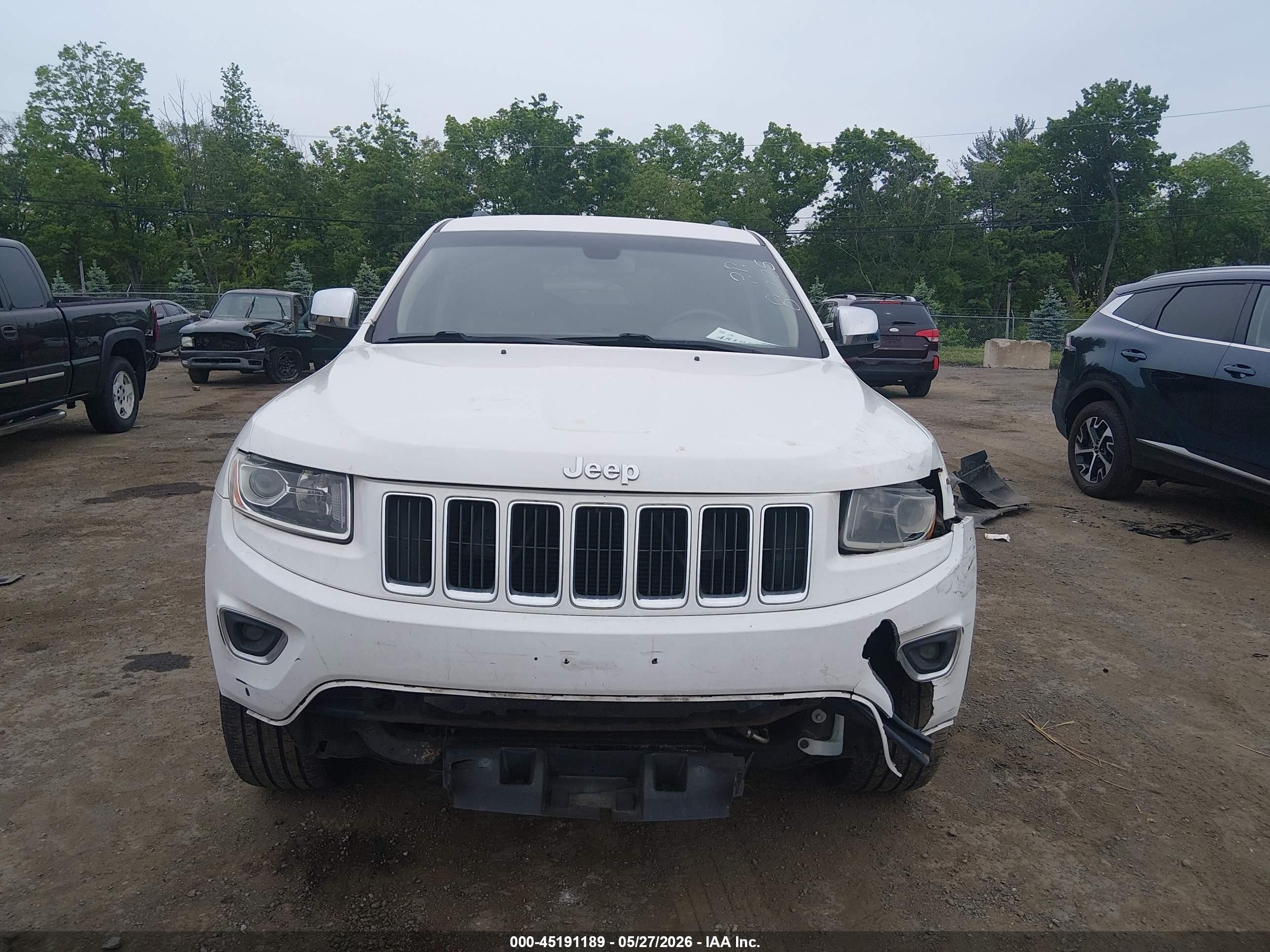 2014 Jeep Grand Cherokee Laredo Белый vin: 1C4RJFAG9EC109940