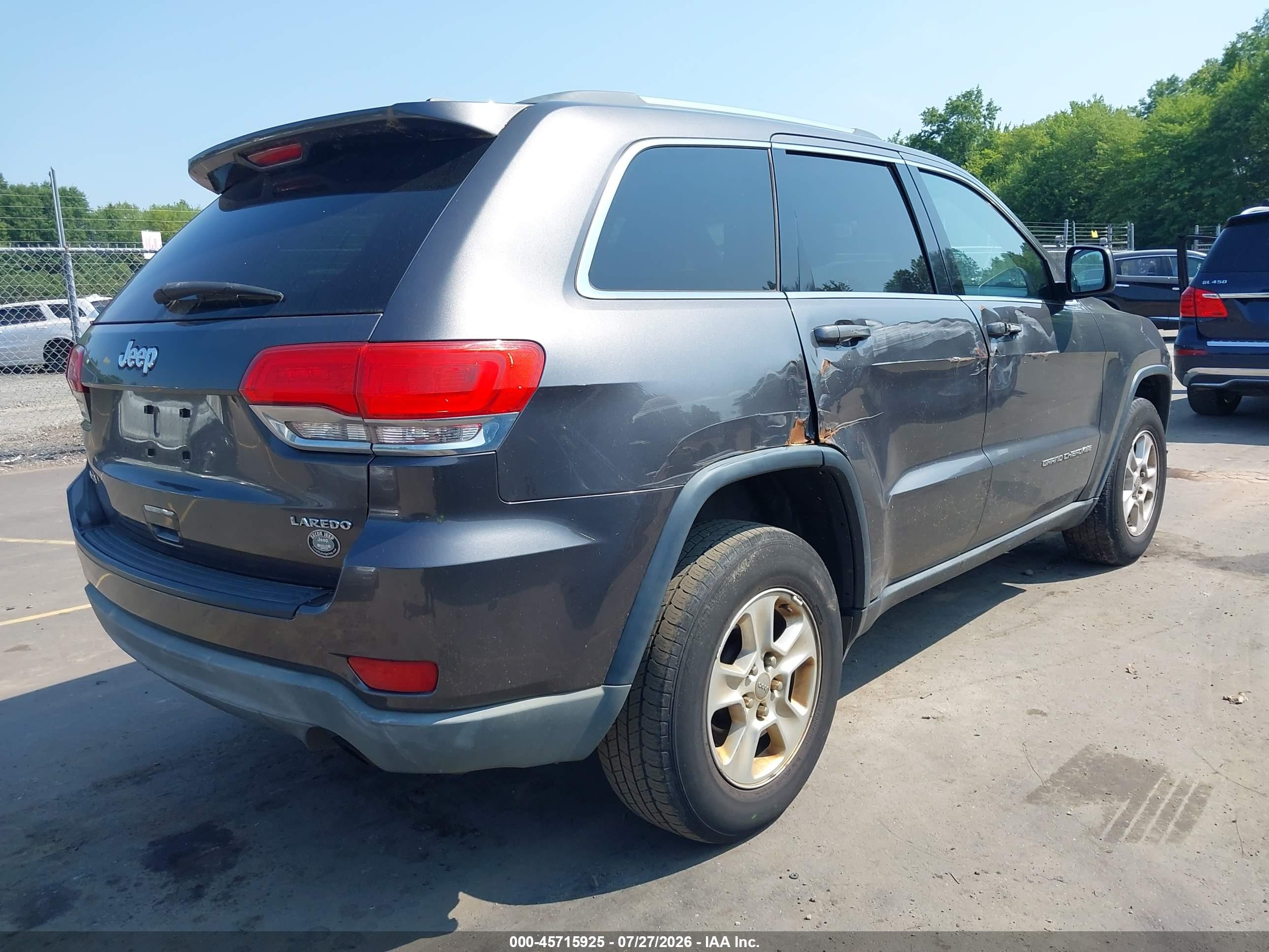 2014 Jeep Grand Cherokee Laredo Gray vin: 1C4RJFAG9EC119495