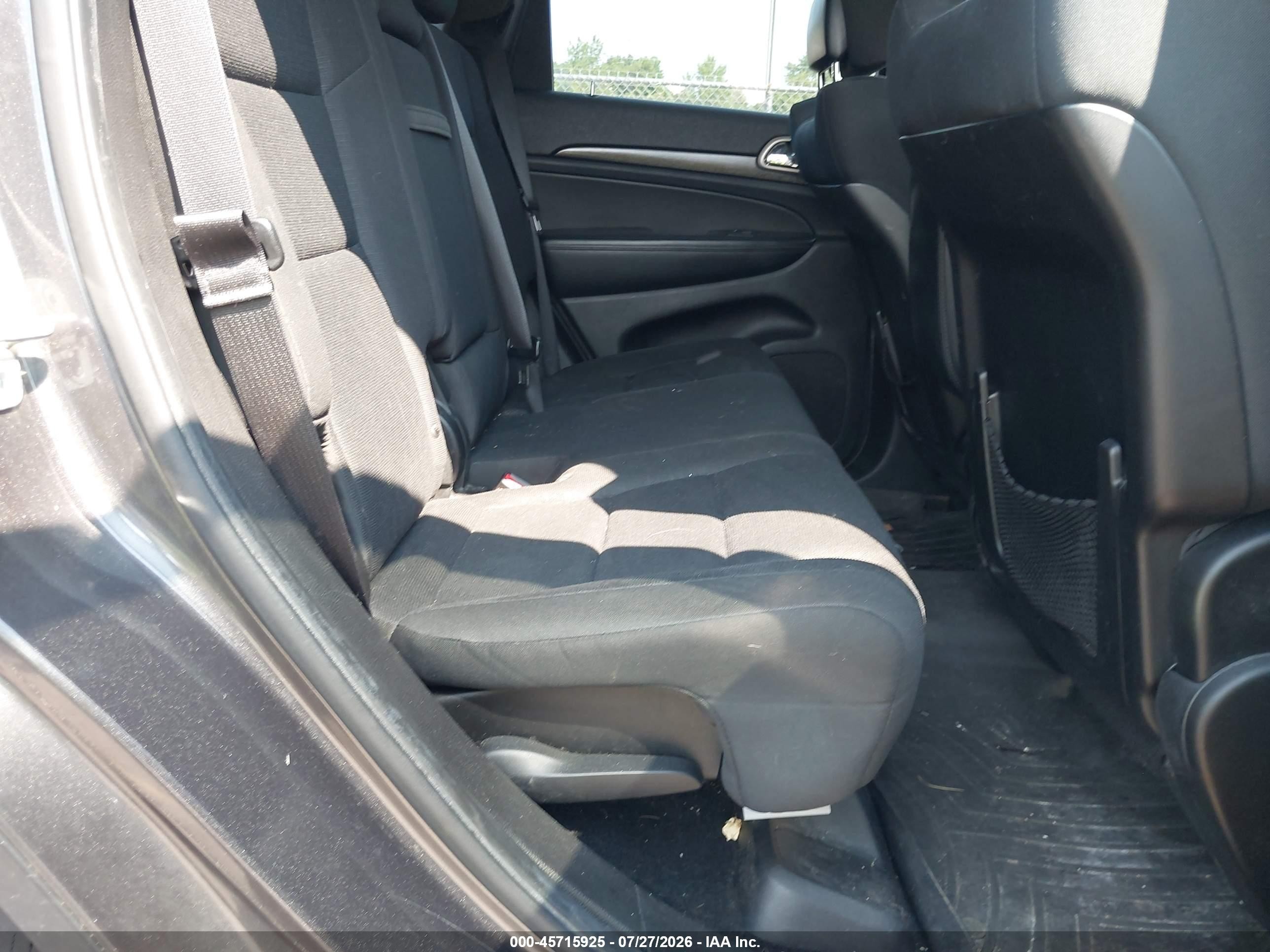 2014 Jeep Grand Cherokee Laredo Gray vin: 1C4RJFAG9EC119495