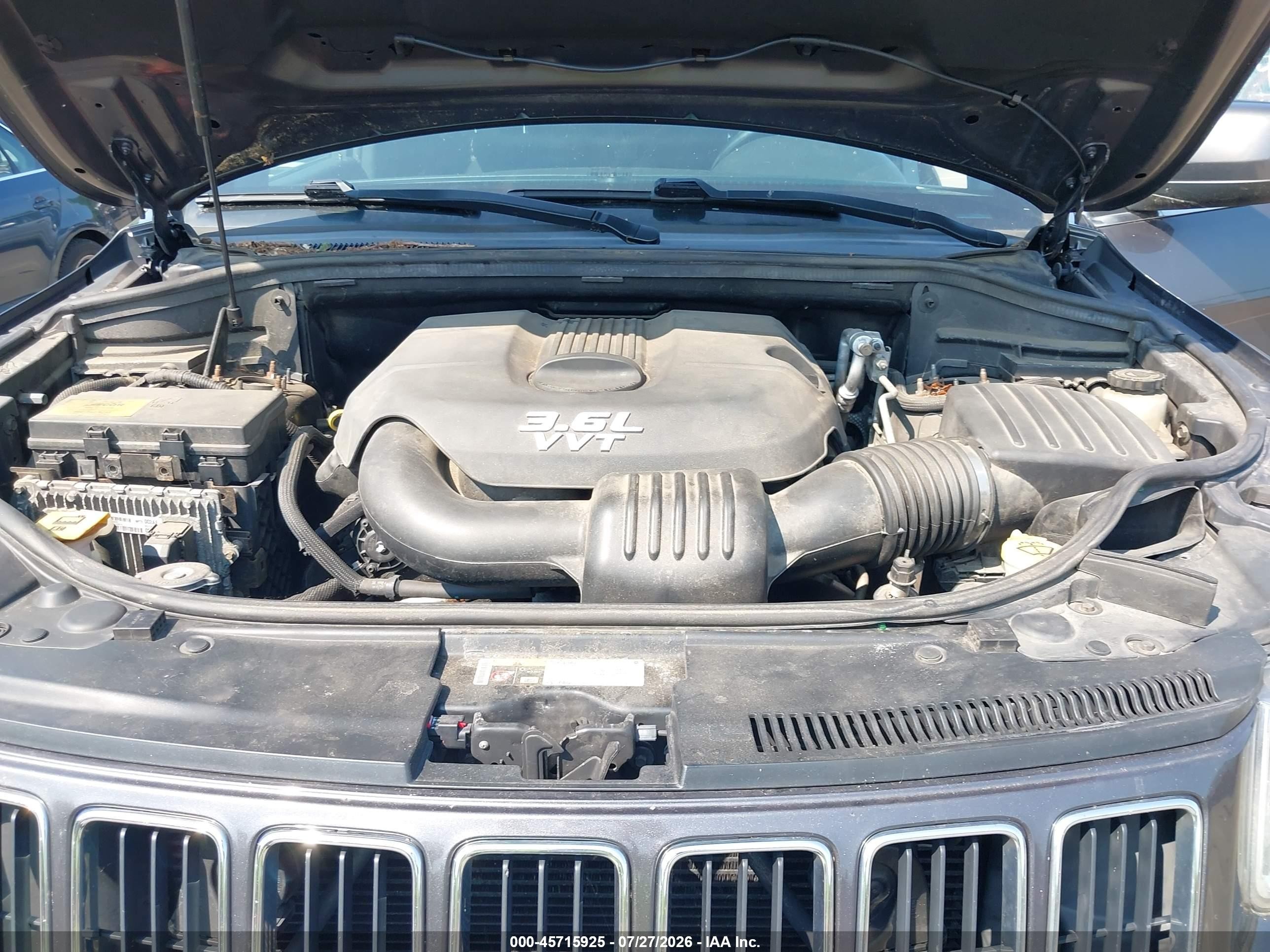2014 Jeep Grand Cherokee Laredo Gray vin: 1C4RJFAG9EC119495